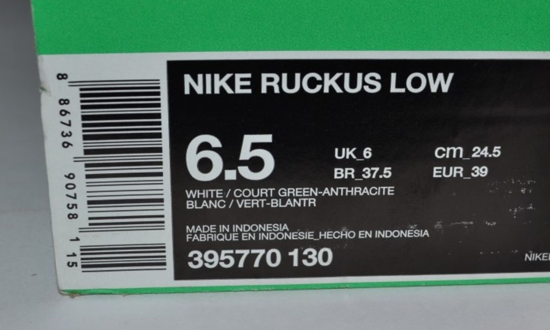 1 x Pair Of NIKE "RUCKUS LOW" Trainers - Adult Size: UK 6.5 - Colour: White / Court Green - - Image 2 of 3