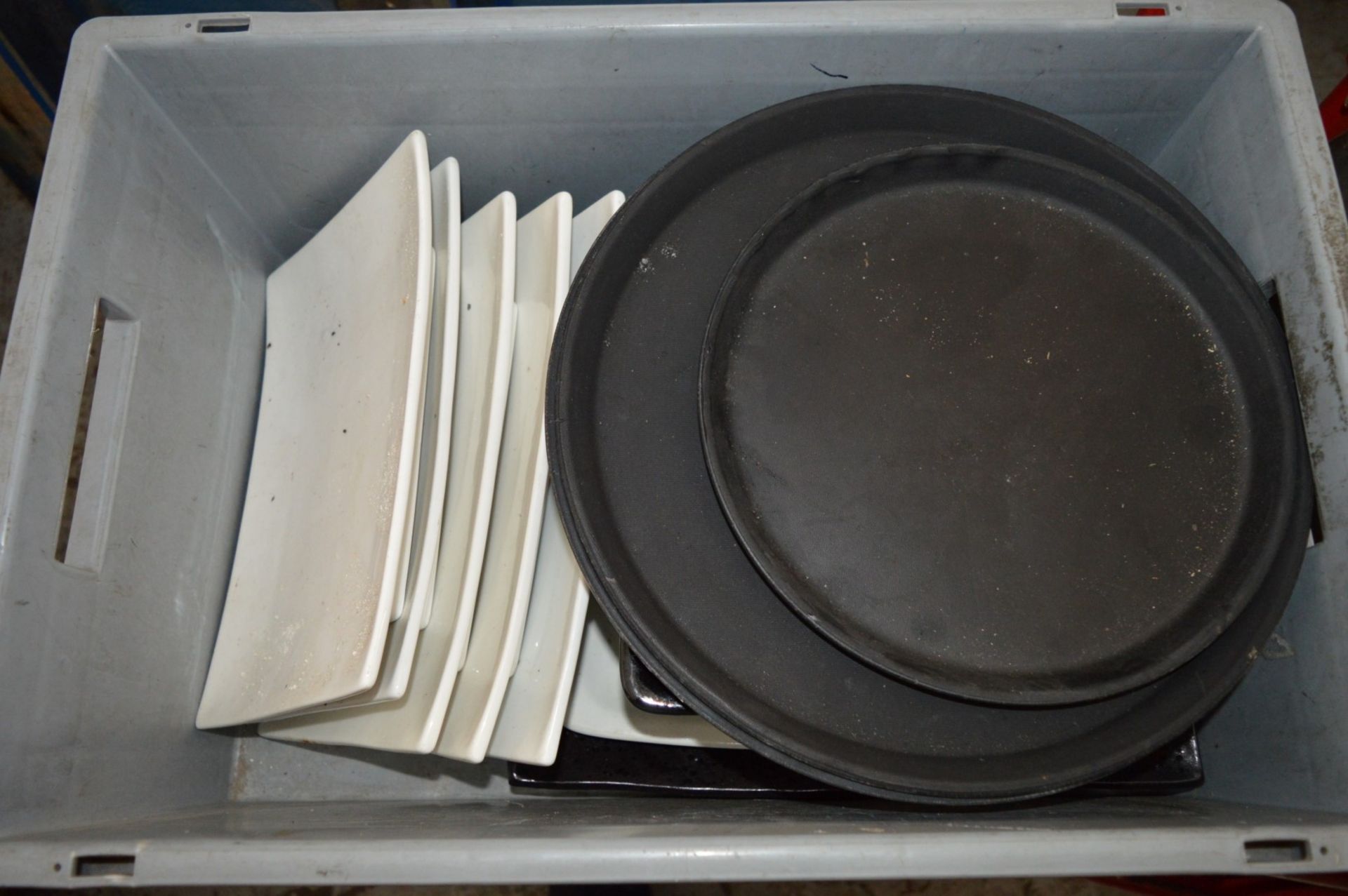 1 x Large Pallet of Various Catering / Pub Equipment - Includes Over 400 Plates, Bowels and Saucers, - Image 7 of 31