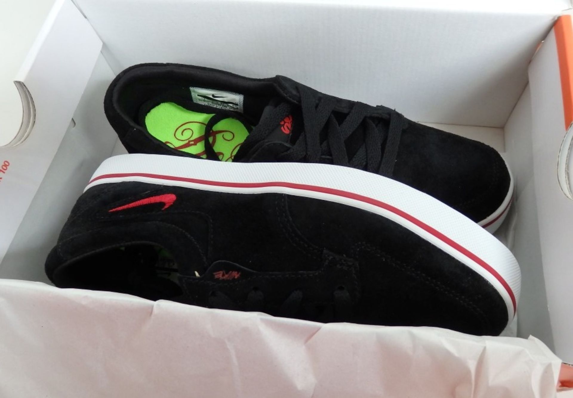 1 x Pair Of Nike Braata Premium Suede Trainers - Boys Size: UK 4.5 - New & Boxed - Colour: Black & - Image 2 of 7