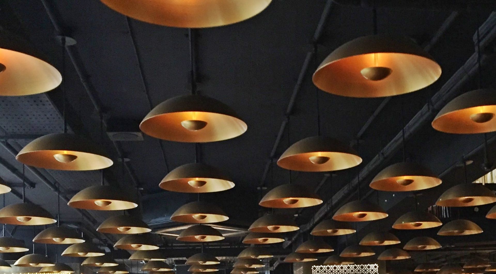 12 x Brass Effect Suspended Ceiling Light Pendant - High Quality Light Fittings With Metal Construct - Image 2 of 7