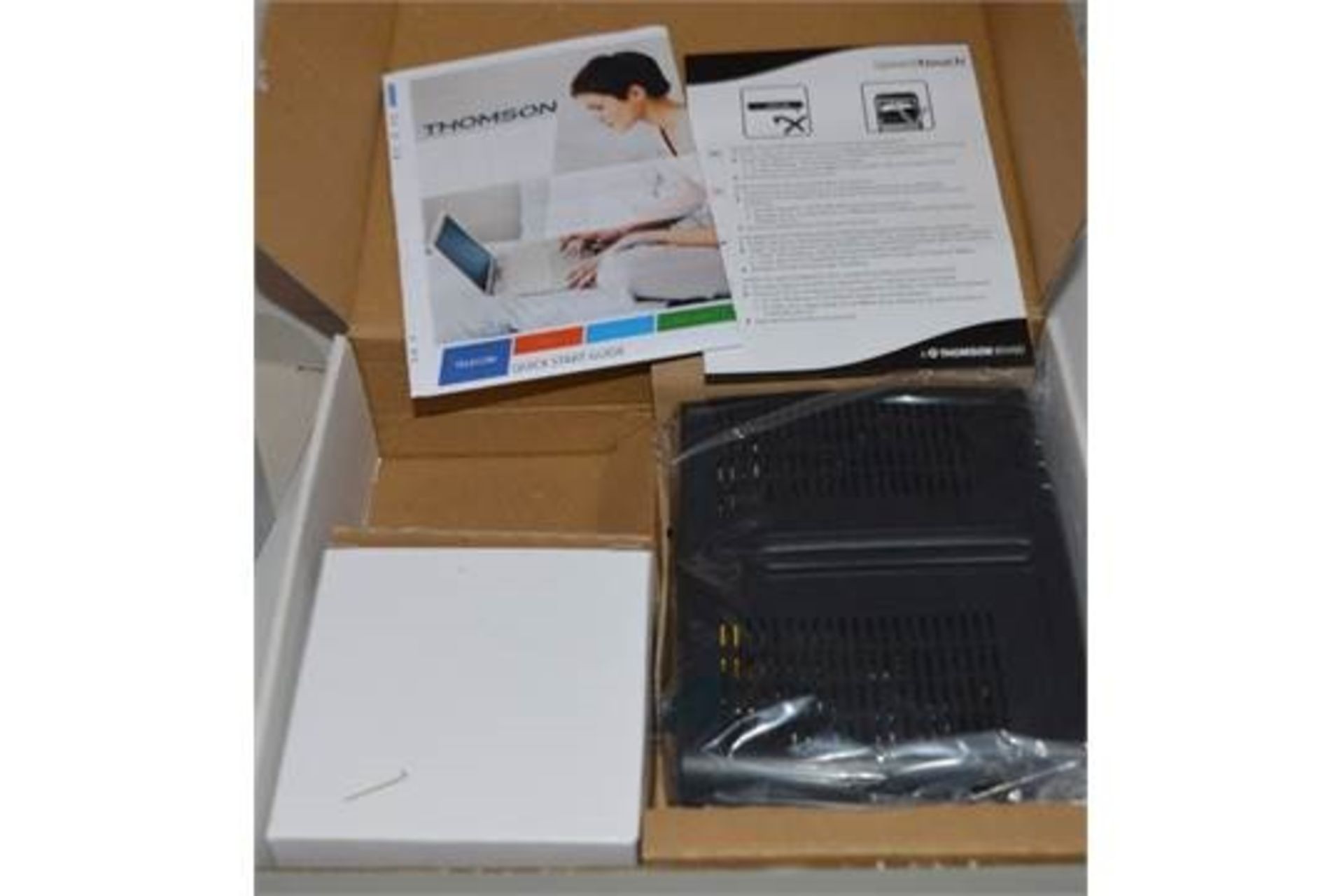 1 x Thompson Speedtouch 546i v6 Multi User ADSL2+ Gateway Router - New Boxed Stock - CL300 - Locatio - Image 2 of 2