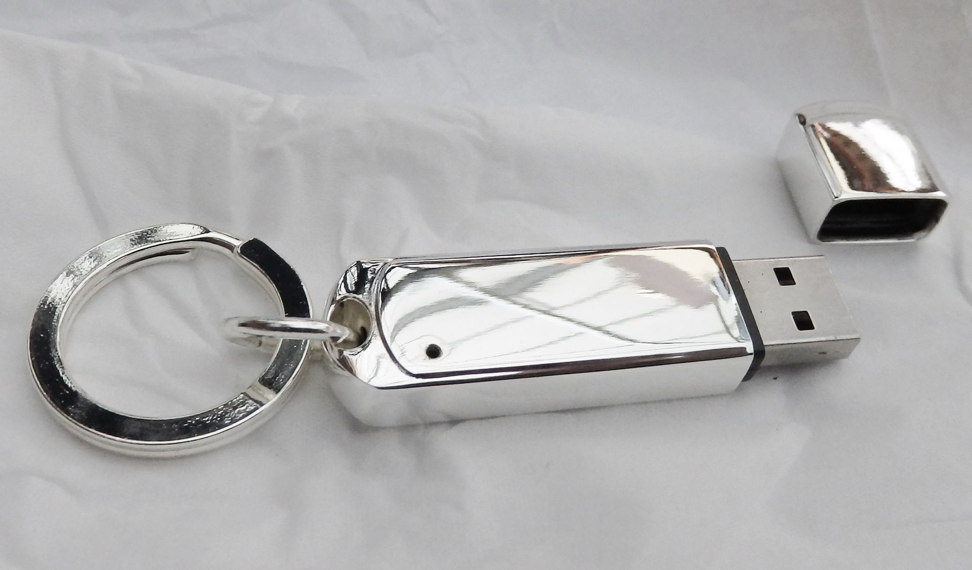 10 x ICE London Silver Plated 8GB USB Flashdrive Keyrings - Brand New & Sealed Stock - Ref: - Image 3 of 4
