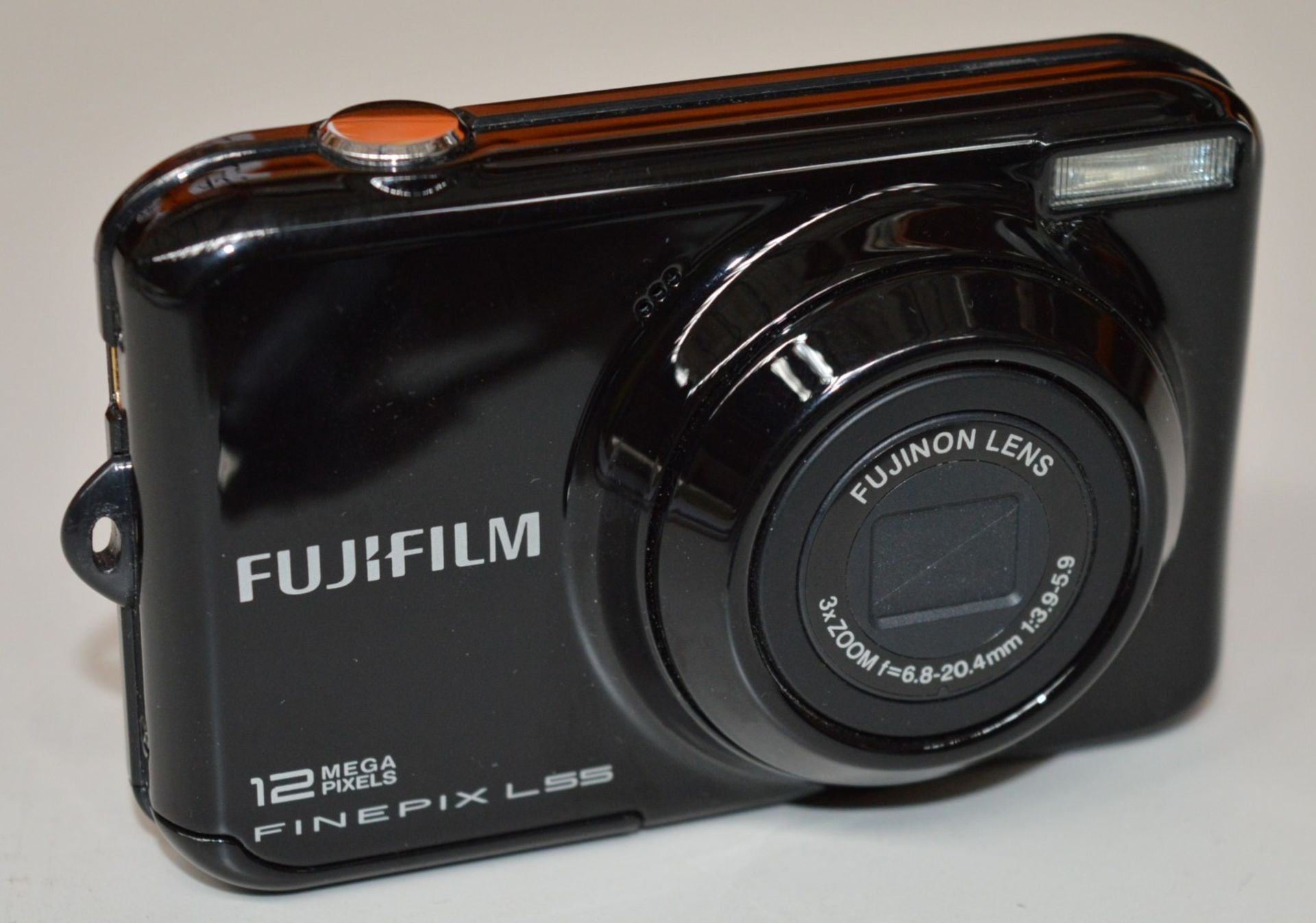 1 x Fujifilm 12 Mega Pixel Finepix L55 Digital Camera - Good Working Condition - CL300 - Includes Ch