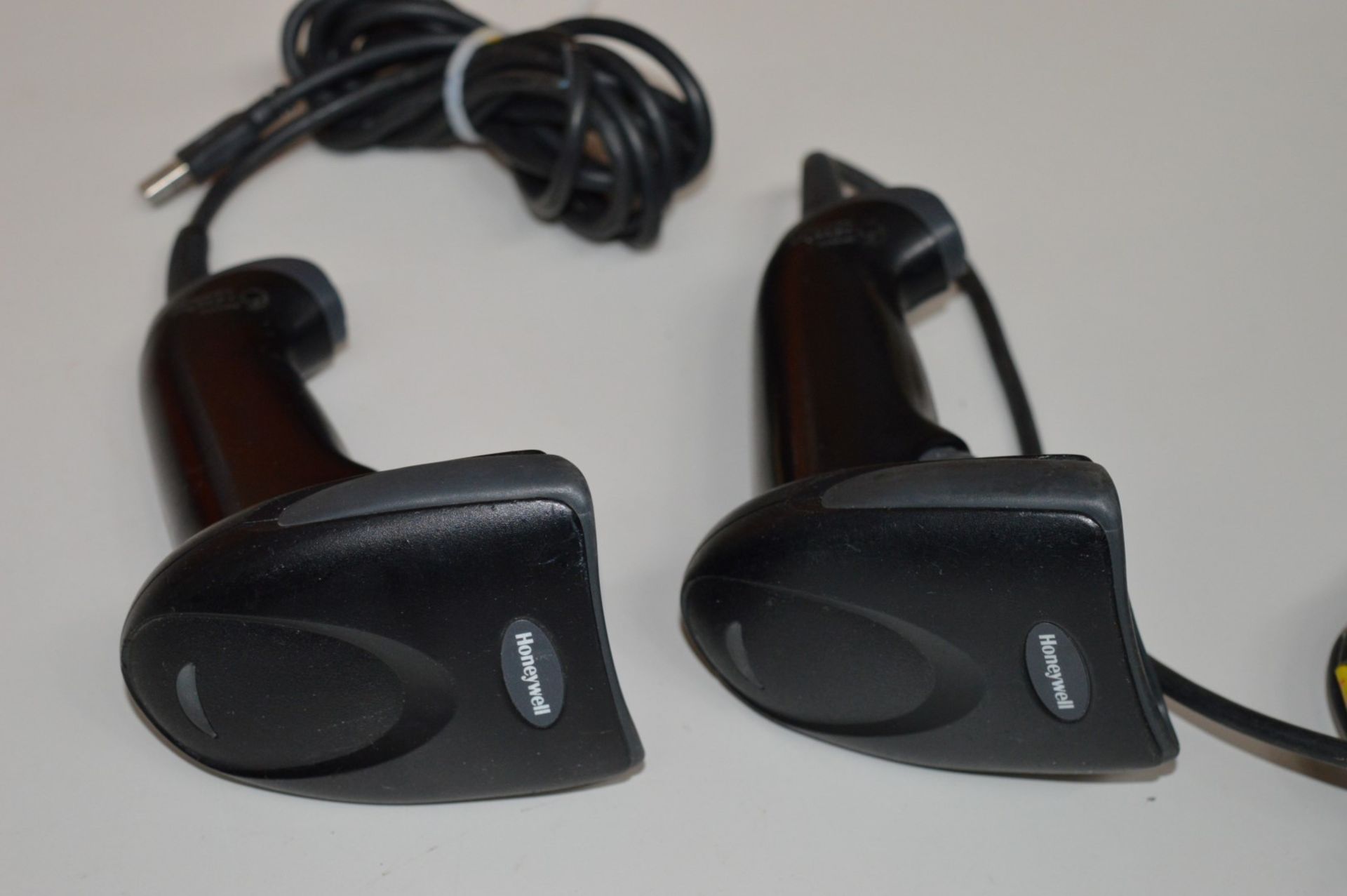 2 x Honeywell 3800g Adaptus 5.0 USB Black Barcode Scanners - CL300 - Ref JP023 - Location: Altrincha - Image 2 of 5