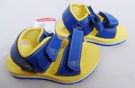 1 x Pair Of Puma Rundal II Kids Unisex Sandals - Toddler Size: UK 5 - New & Boxed - Colour: Blue /