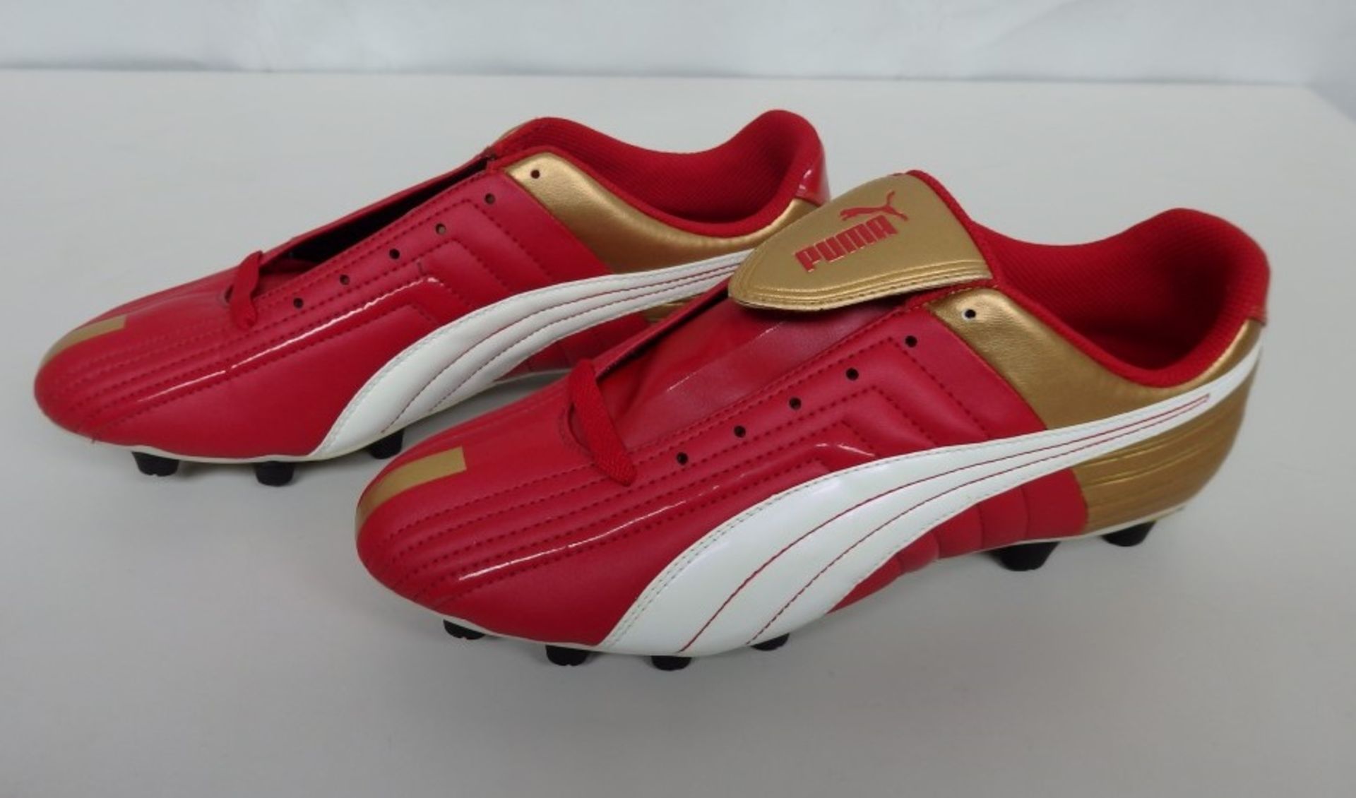 1 x Pair Of Puma "Attaccante I FG" Mens Football Boots - Adult Size: UK 9 - Features: - New &