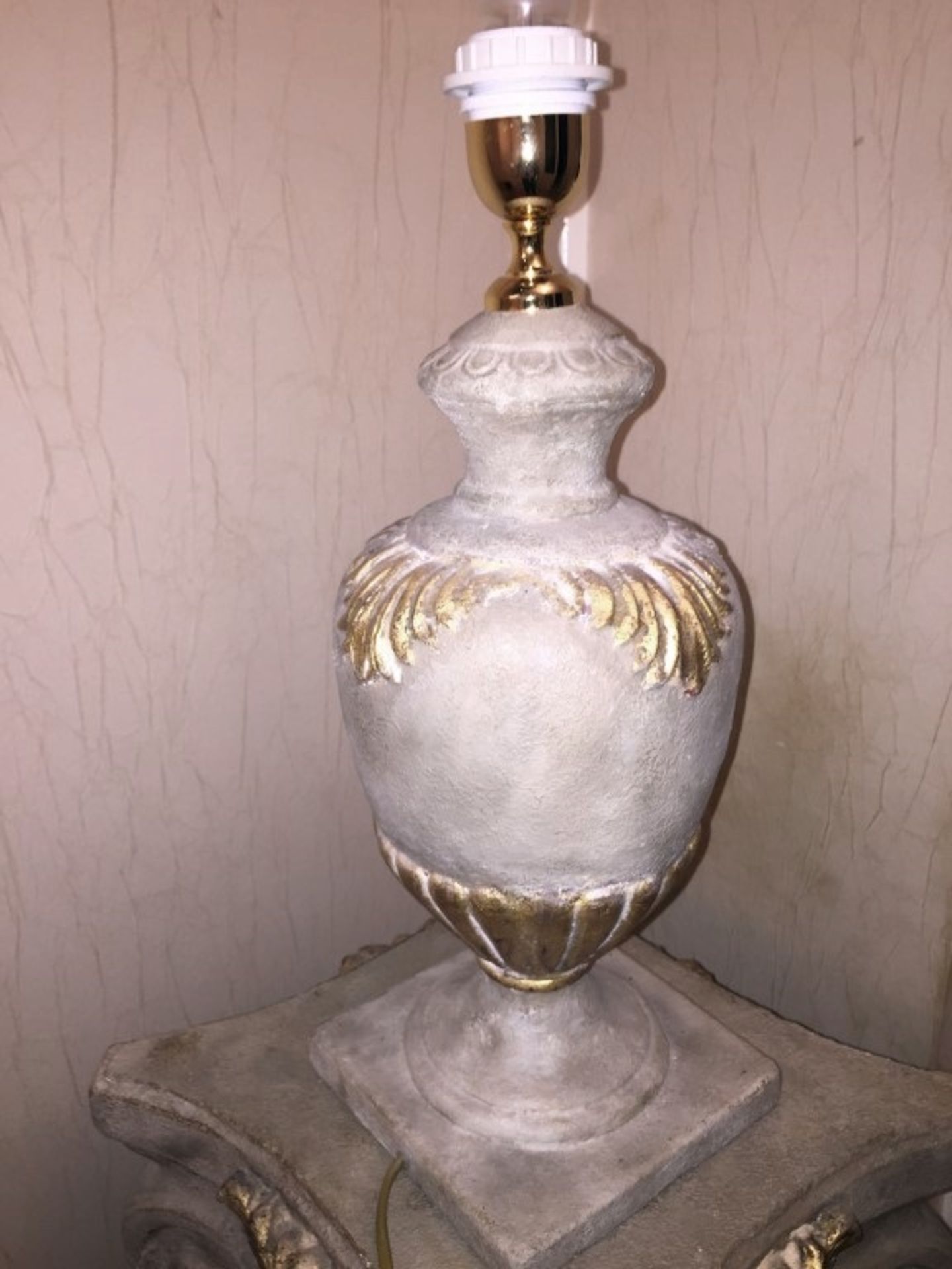 1 x Stone Lamp Fitting - Dimensions: Base 16.5cm x 16.5cm x Height 46cm - Pre-owned In Very Good Con