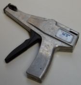 1 x Hellermann MK3 Cable Tie Tensioning Gun - High Quality Metal Construction - CL300 - Ref PC548 -