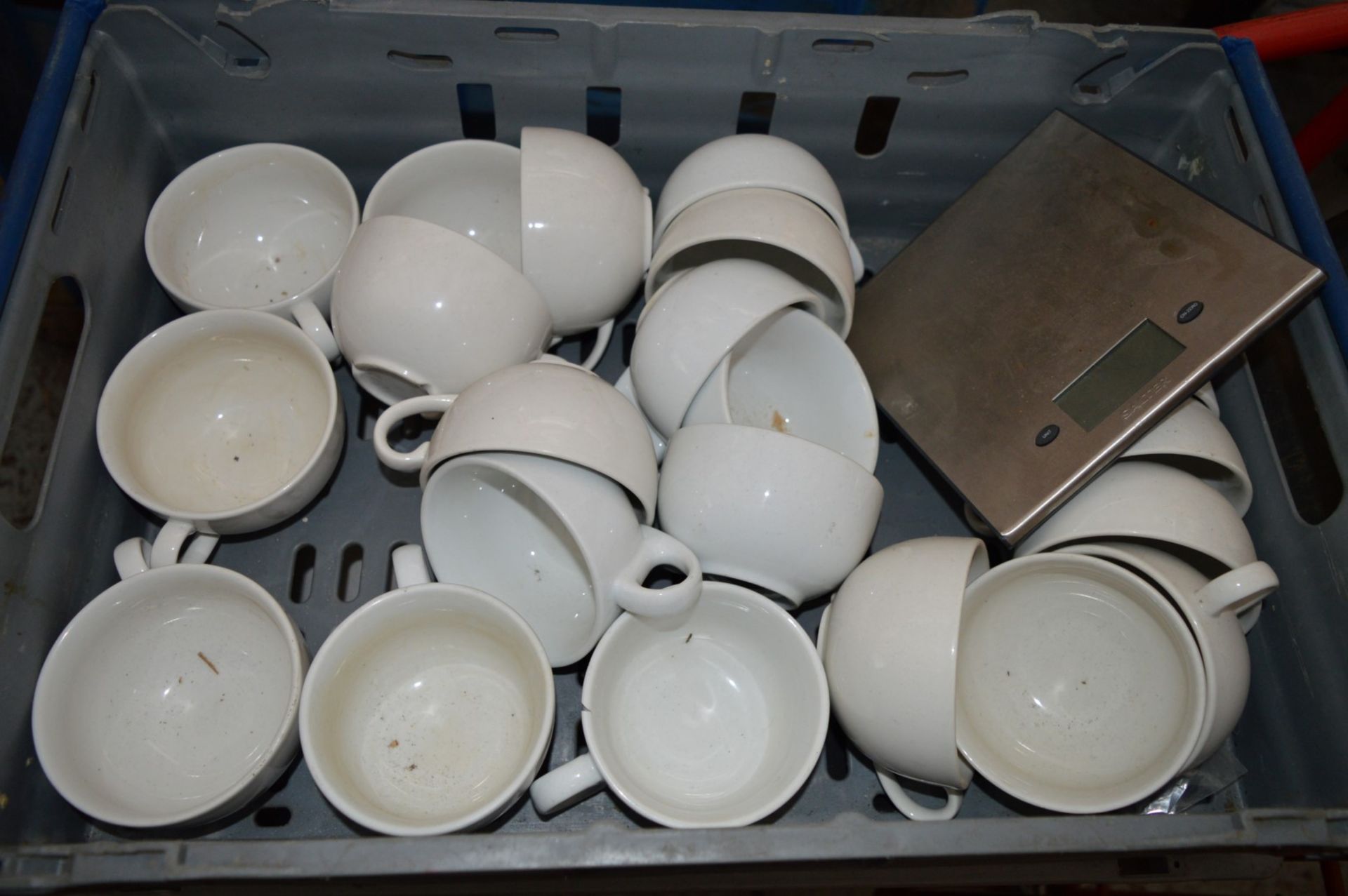 1 x Large Pallet of Various Catering / Pub Equipment - Includes Over 400 Plates, Bowels and Saucers, - Image 8 of 31