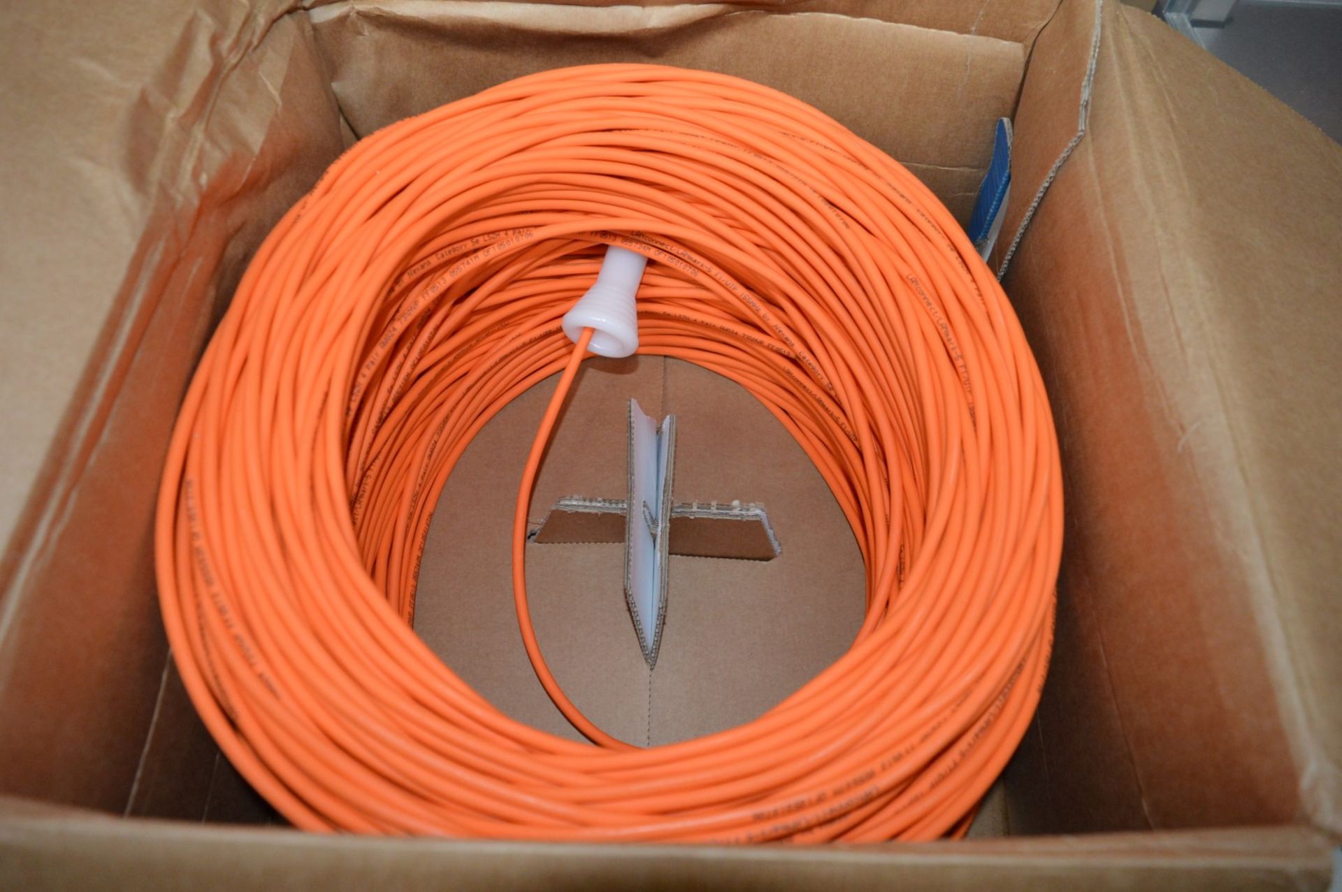 1 x Box of Nexans Lnamark5 Category 5e Cable - Part Used Box With Large Quantity Included - Box Size - Image 3 of 4