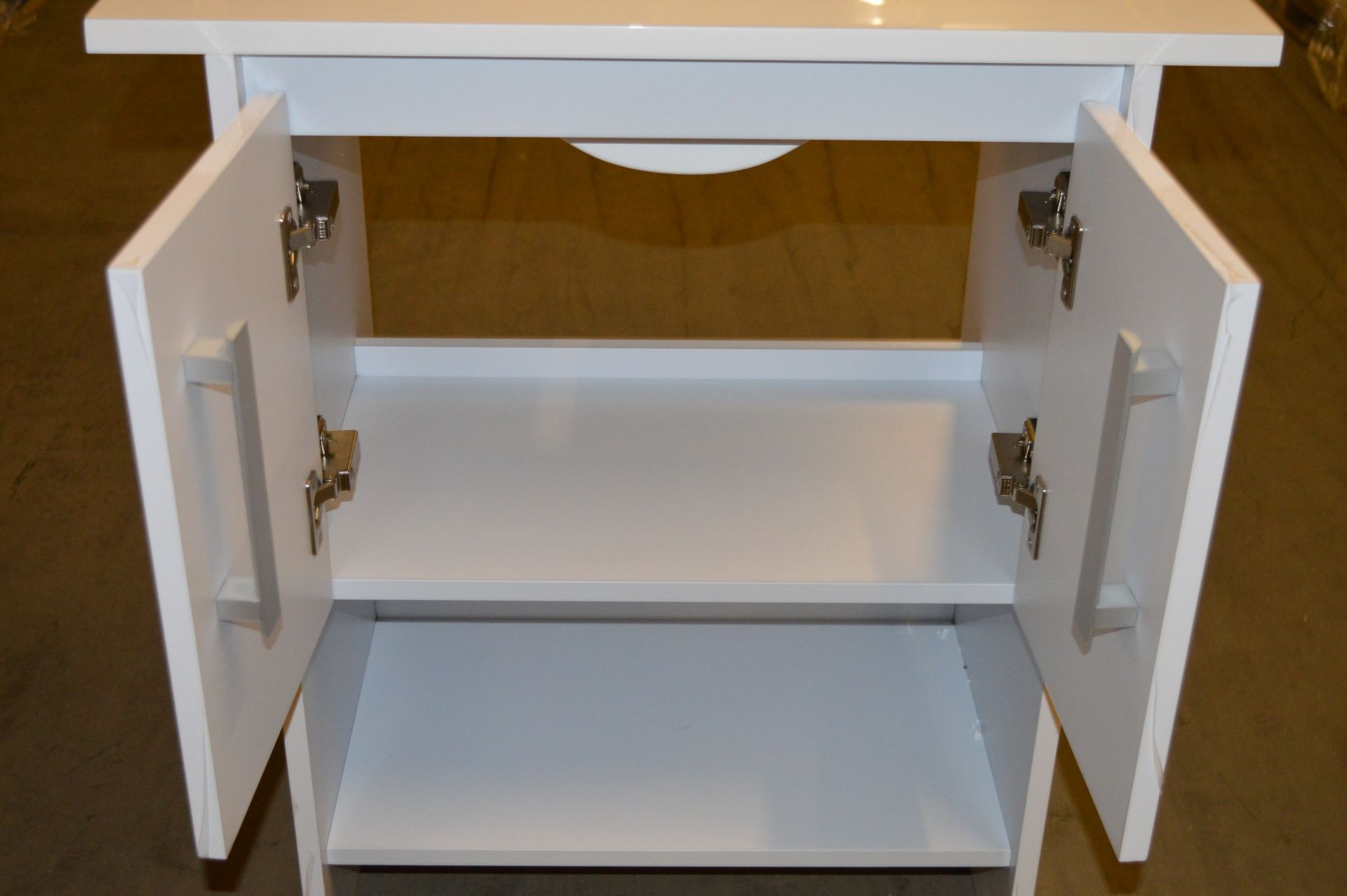 1 x Vogue Onyx White Gloss 600mm Bathroom Vanity Unit With Wash Basin - Vinyl Wrap Coating for - Image 6 of 11