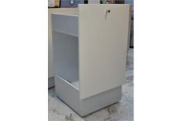 5 x Storage Cupboards On Castors - Ideal For Using Under Counters - Suitable For Beauty Salons,