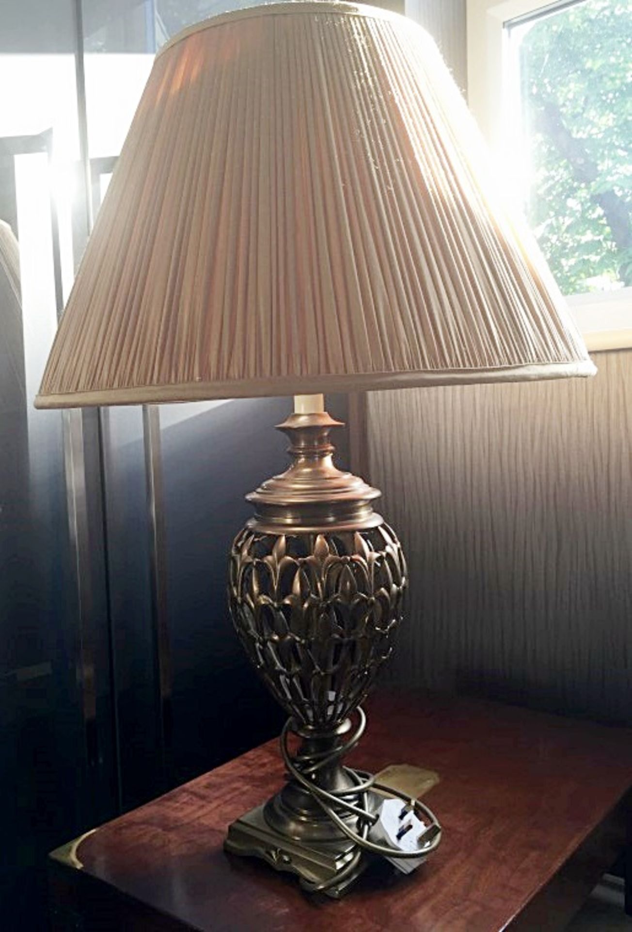 1 x Ornate Metal Table Lamp With Shade - Dimensions: 67cm x Base 13 x 13cm - Pre-owned In Very