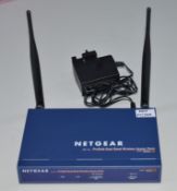 1 x Netgear WAG102 ProSafe Dual Band Wireless Access Point - Wireless Access Point For Upto 128