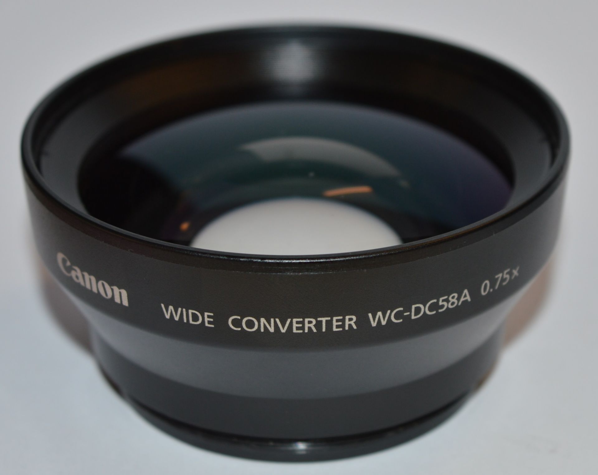 1 x Canon WC-DC58A 0.75x Wide Angle Converter Lens - CL011 - Ref JP137 - Very Good Condition - - Image 5 of 6