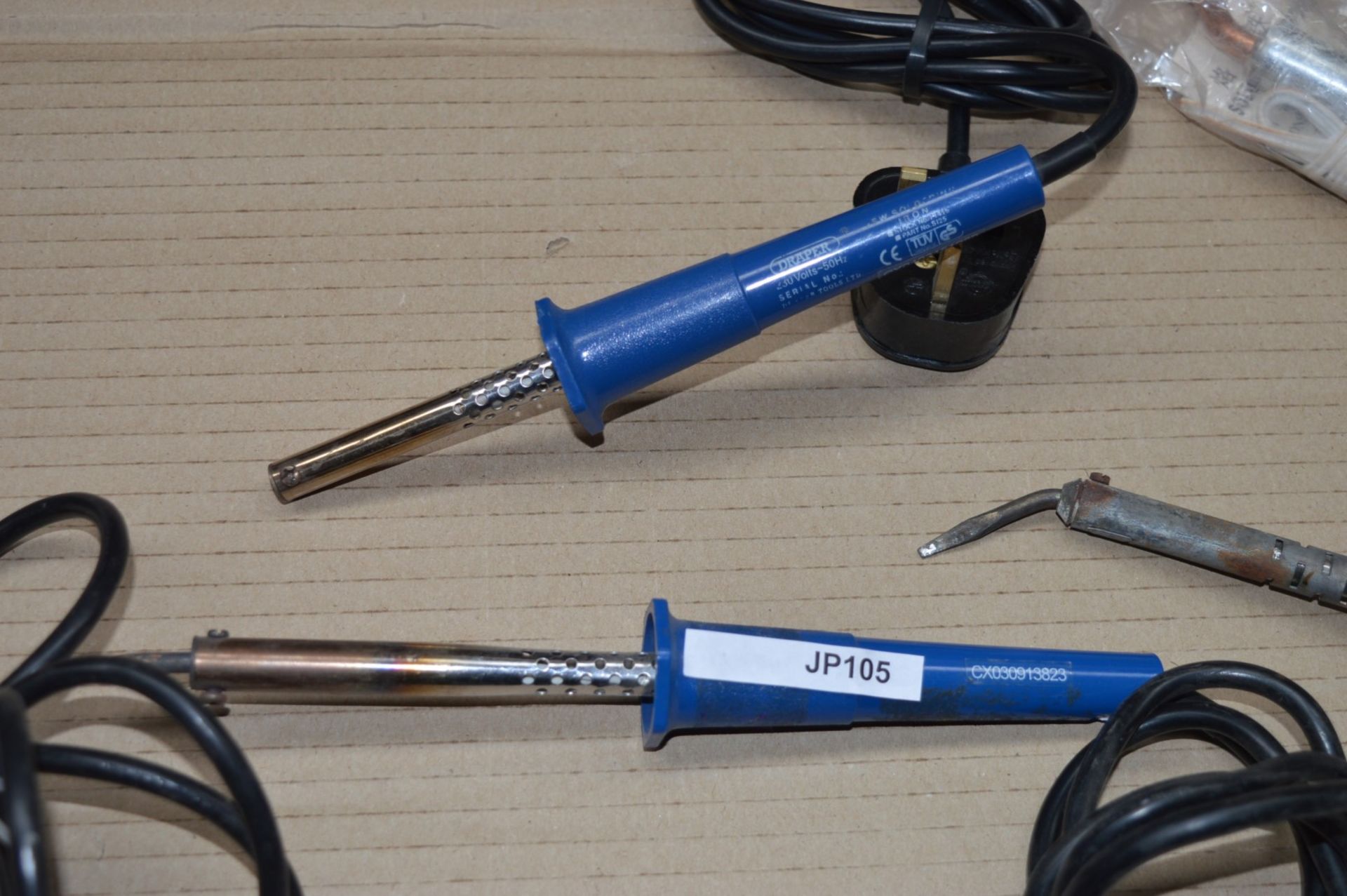 6 x Various 240v Soldering Irons - Brands Include Weller and Draper - CL300 - Ref JP105 - - Image 6 of 22