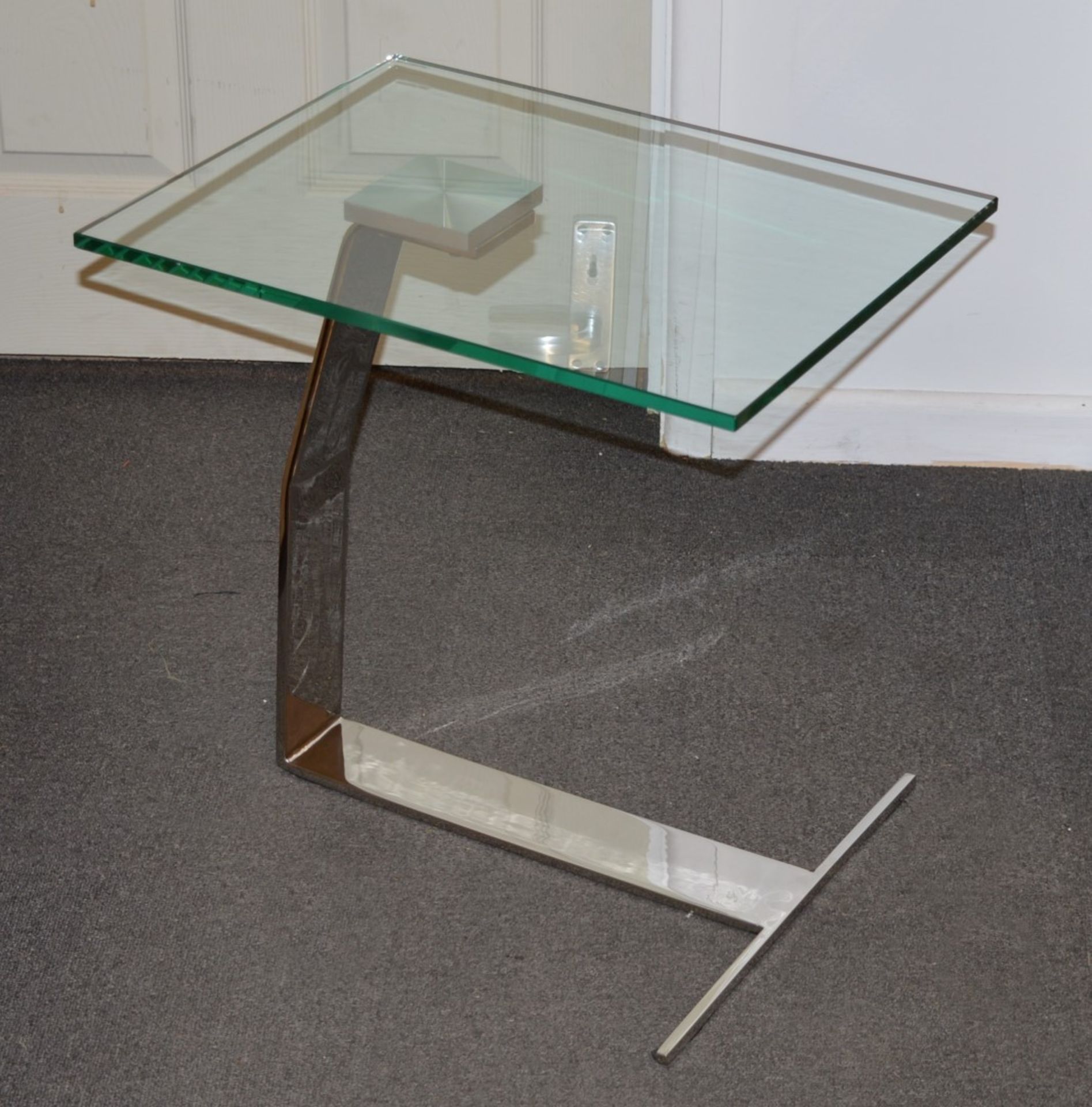 1 x Designer Chelsom Lamp Table - CL081 - Chrome Base With Clear Tempered Glass Top - Stunning - Image 2 of 6