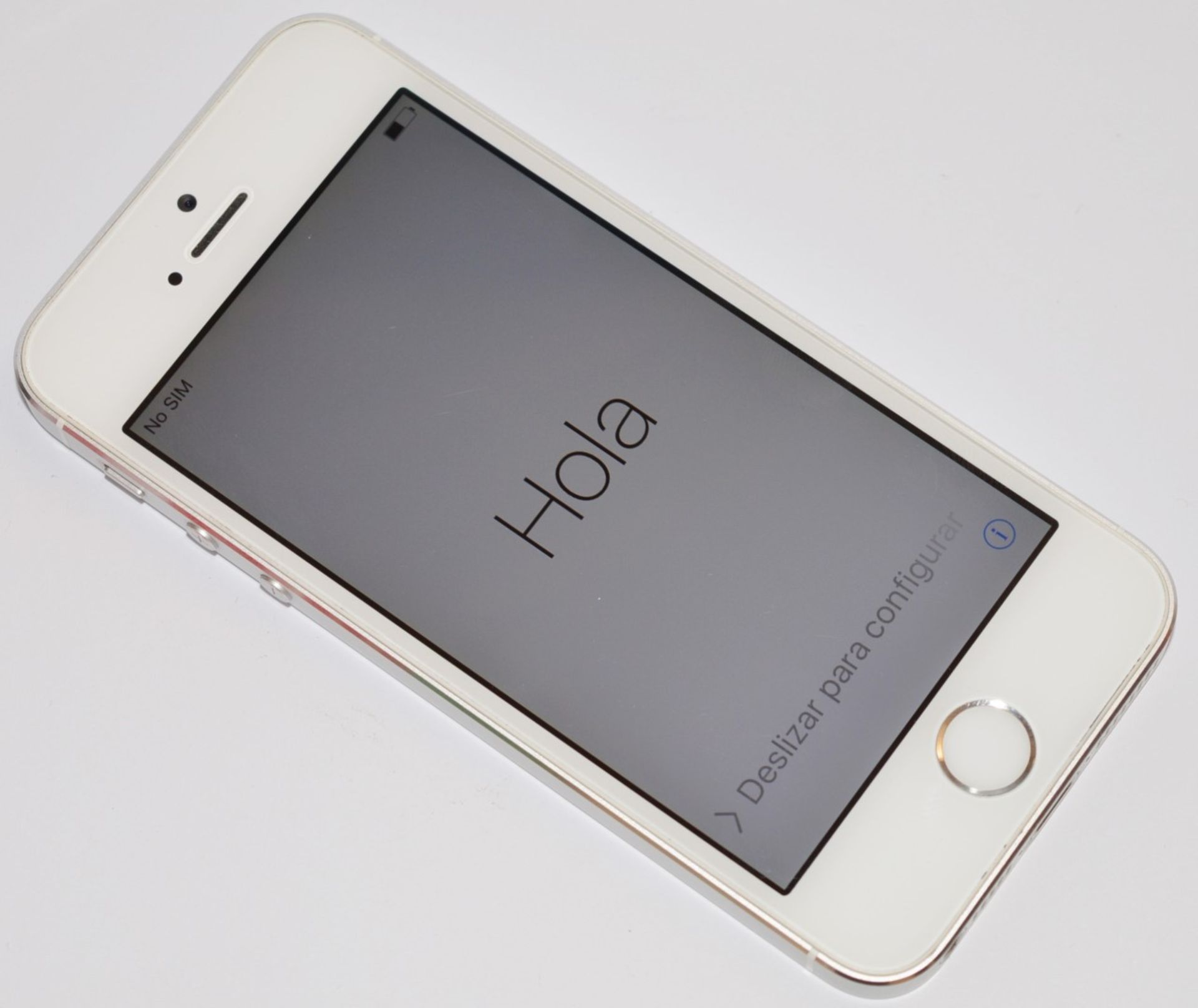 1 x Apple Iphone 5S White 32gb Mobile Phone - Model A1457 - Excellent Cosmetic Condition - Good