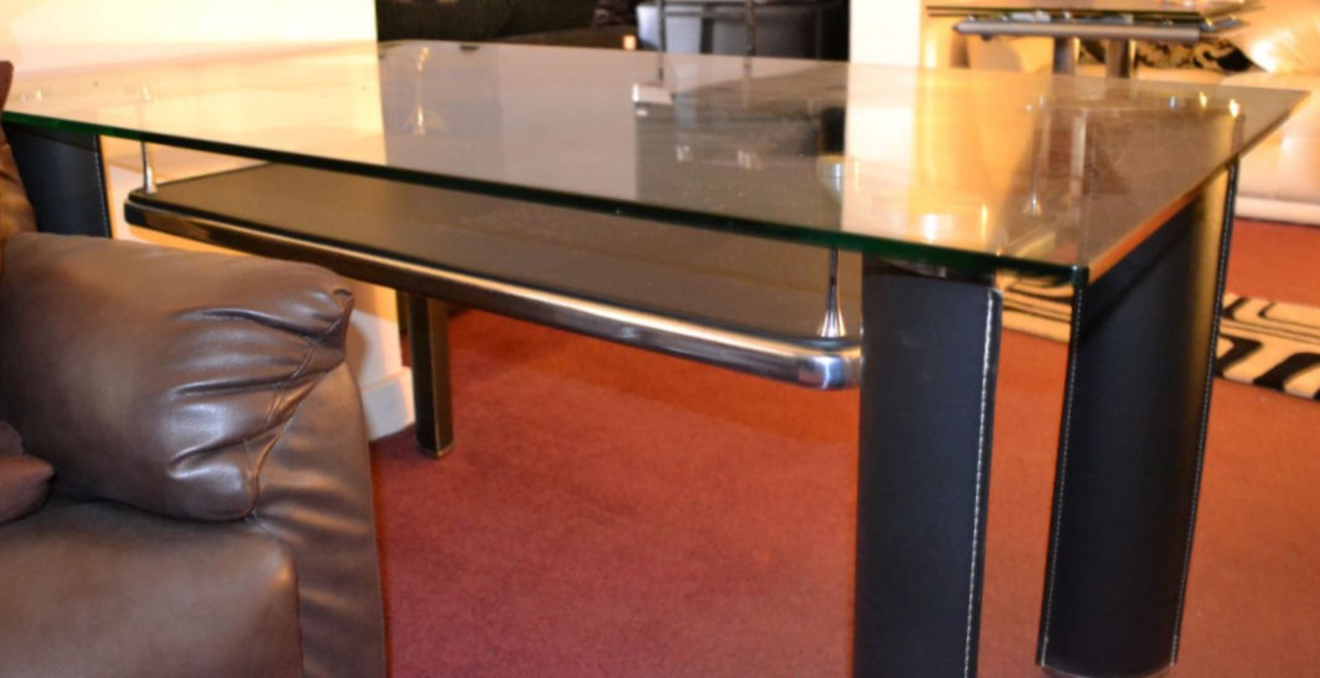 1 x Modern Glass Top Dining Table With Black Leather Legs - Image 5 of 7