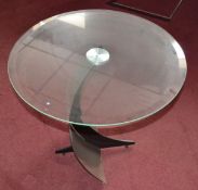 1 x Modern Round Glass Side Table set on Curved Metal Legs