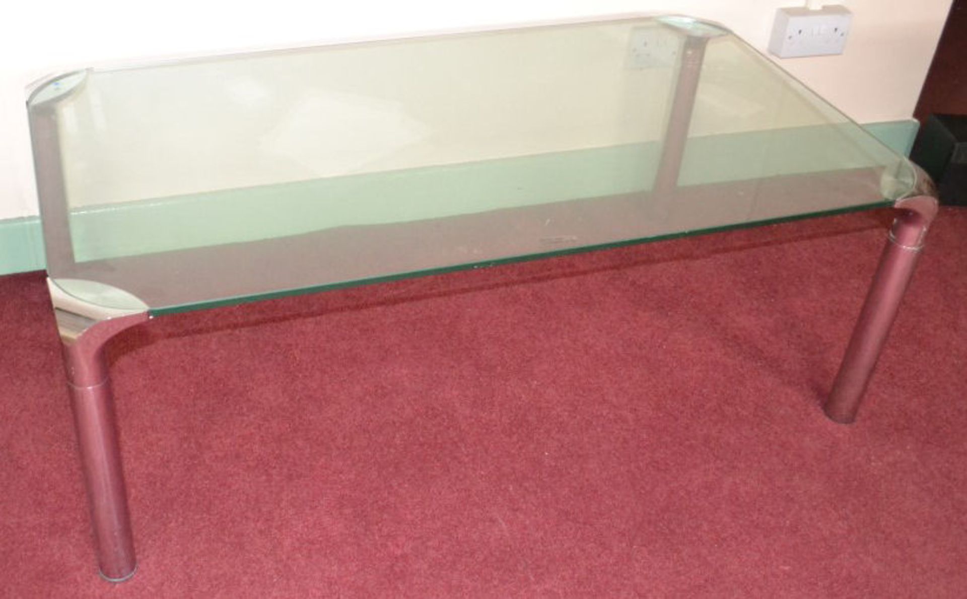 1 x Modern Rectangular Glass Coffee Table with Silver Legs - Image 4 of 4