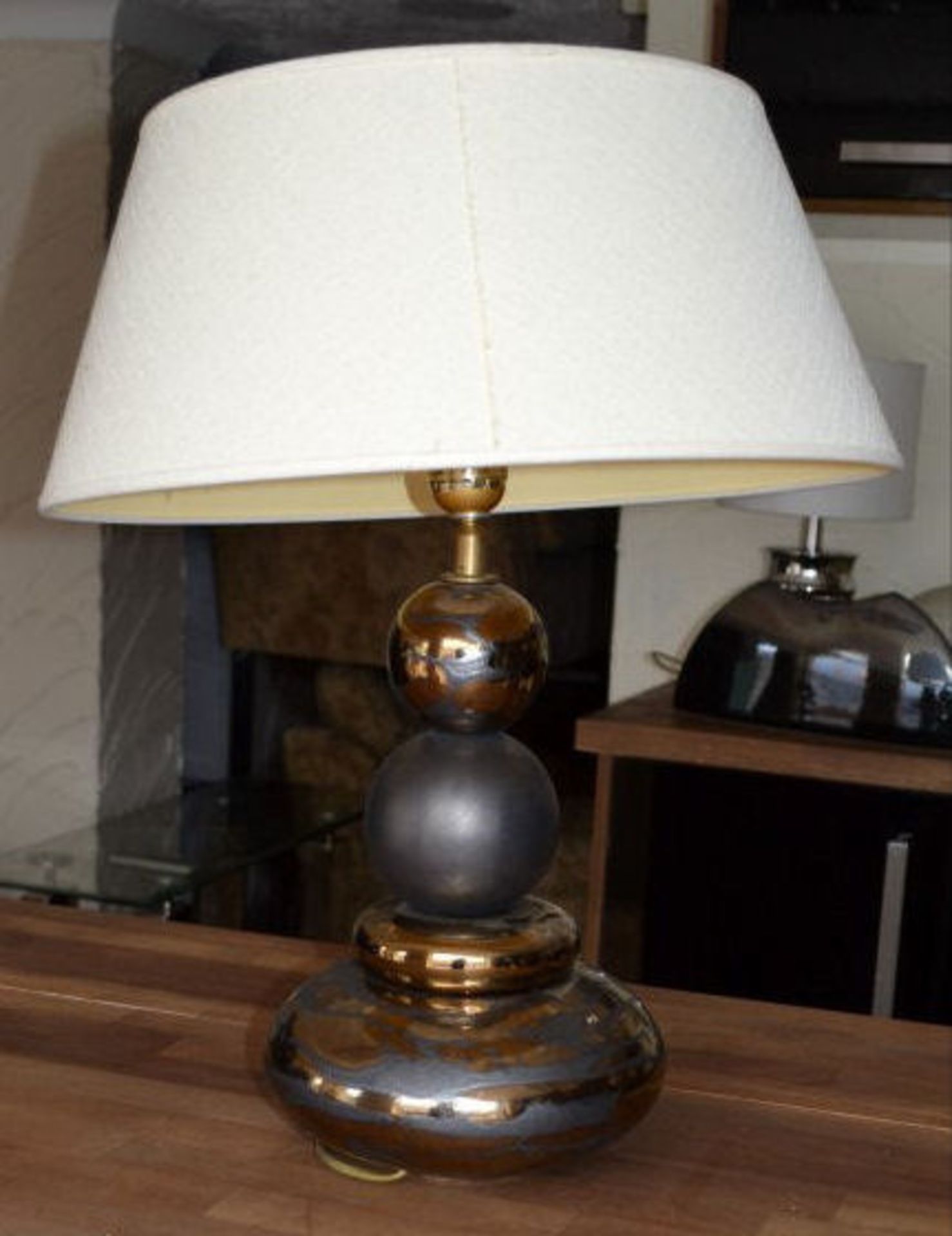 1 x Graduated Ball Bronze And Deep Grey Lamp with Cream Lampshade - Image 2 of 5