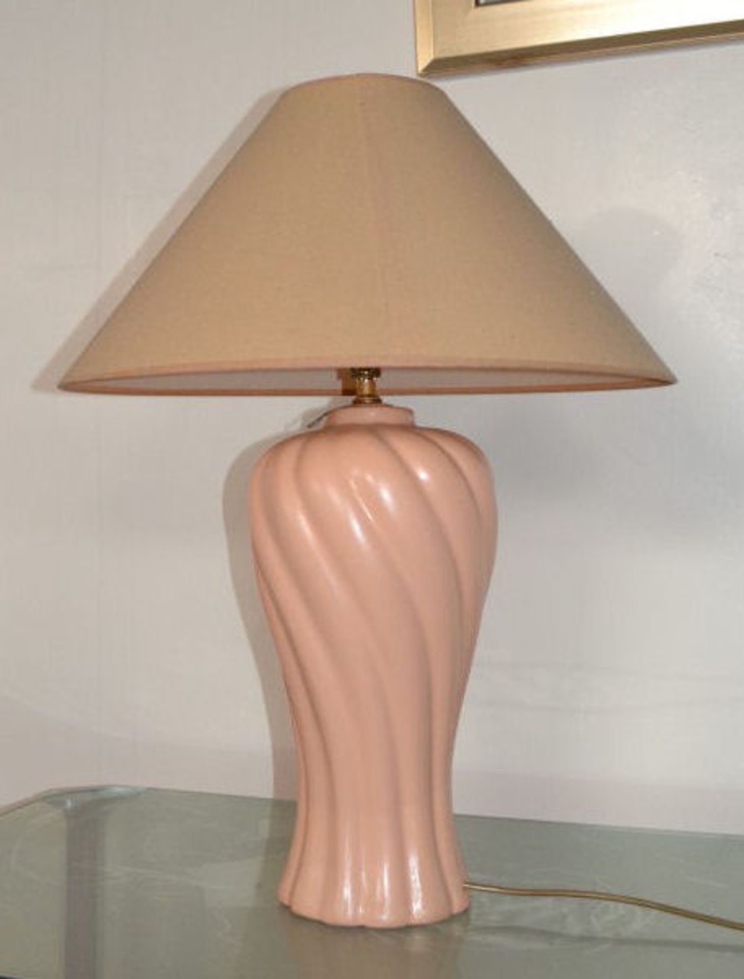 1 x Large Peach Lamp. Total Height Of 74cm - CL108 - Image 2 of 4