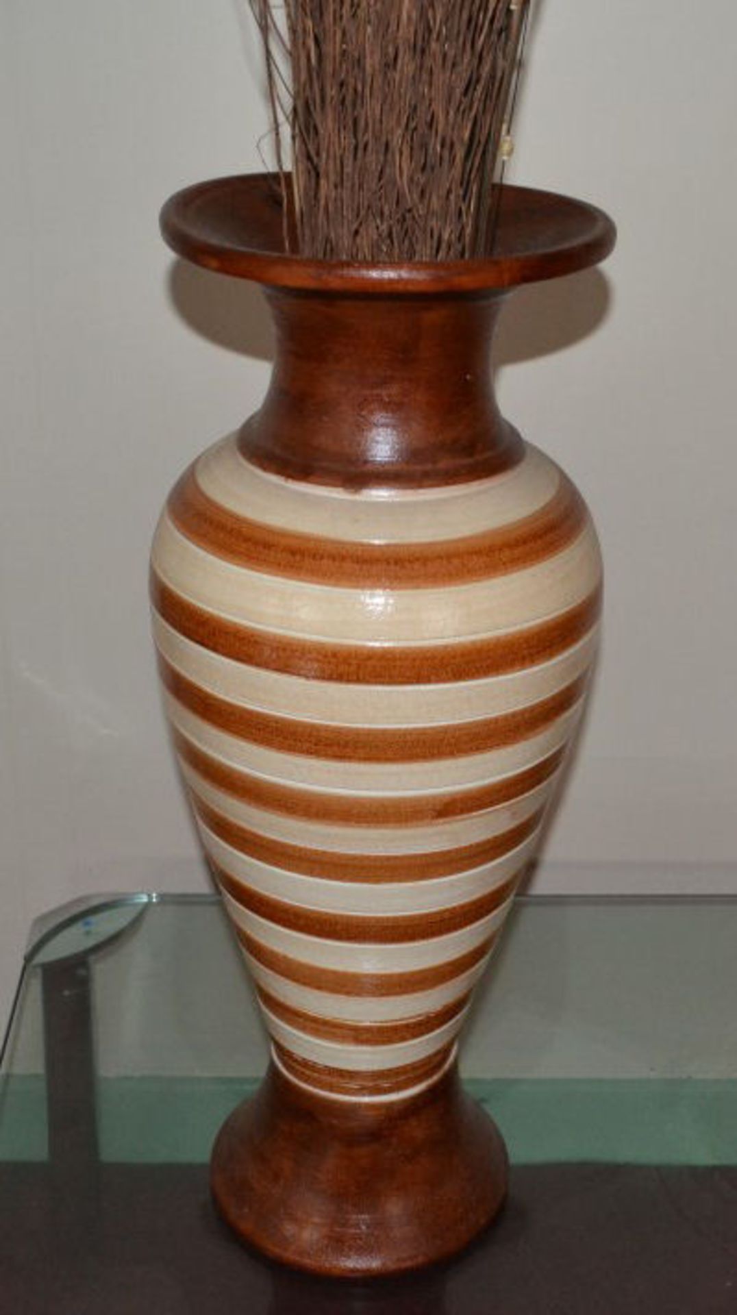 5 Assorted Decorative Vases - See Description For Details - Image 14 of 19