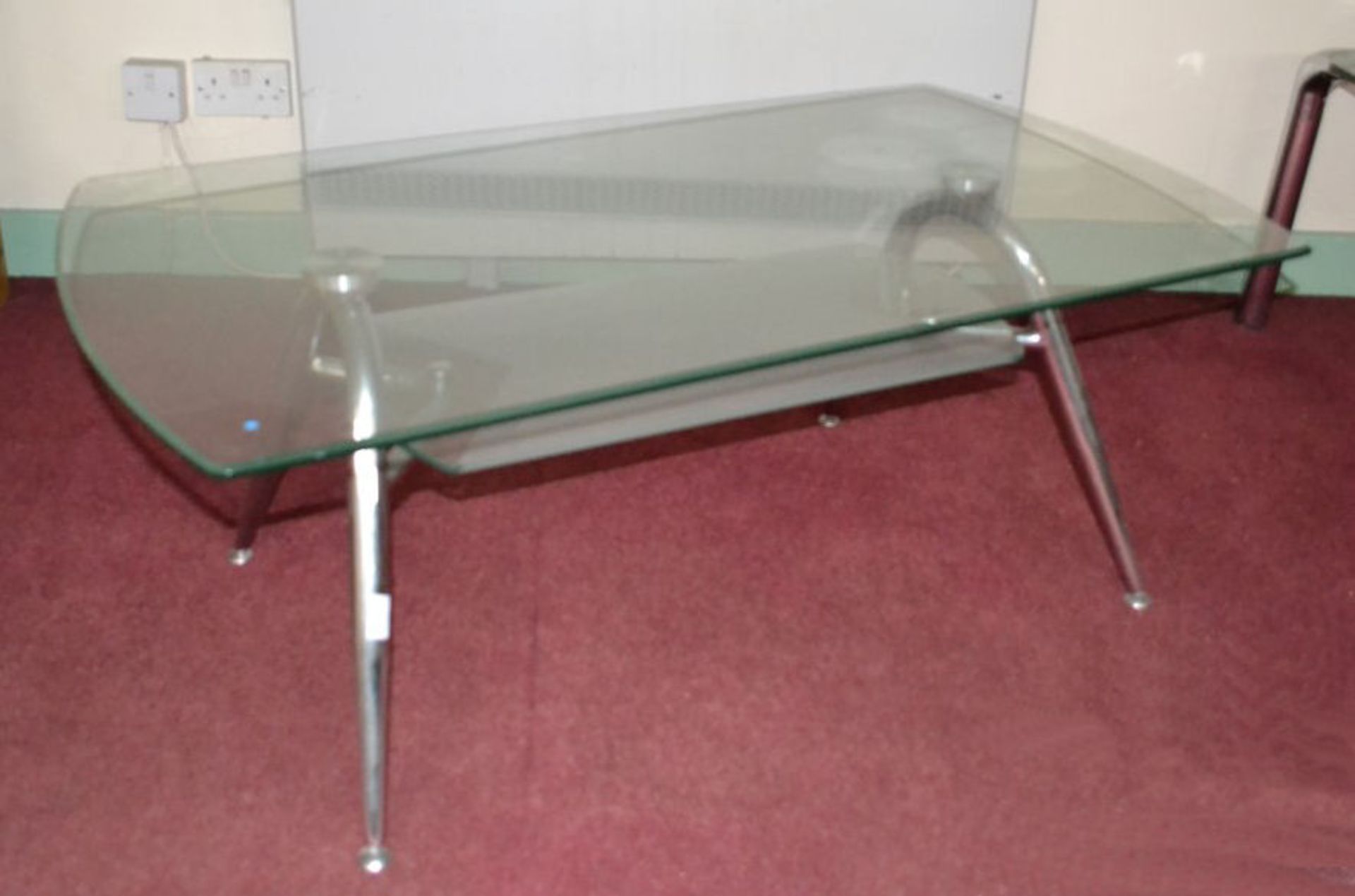 1 x Contemporary Glass Coffee Table with Silver Legs - Image 2 of 3