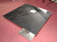 1 x Contemporary Square Black Glass End Table