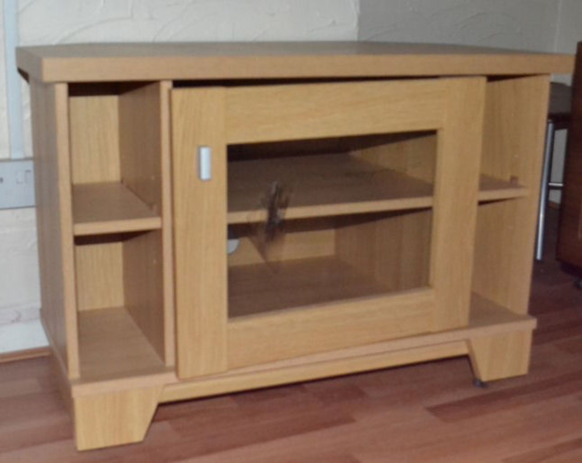 1 x Modern Pine Corner TV Unit with Single Glass Door - Image 3 of 5