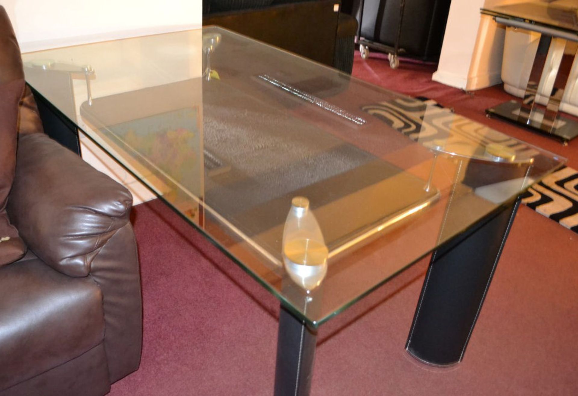 1 x Modern Glass Top Dining Table With Black Leather Legs - Image 4 of 7