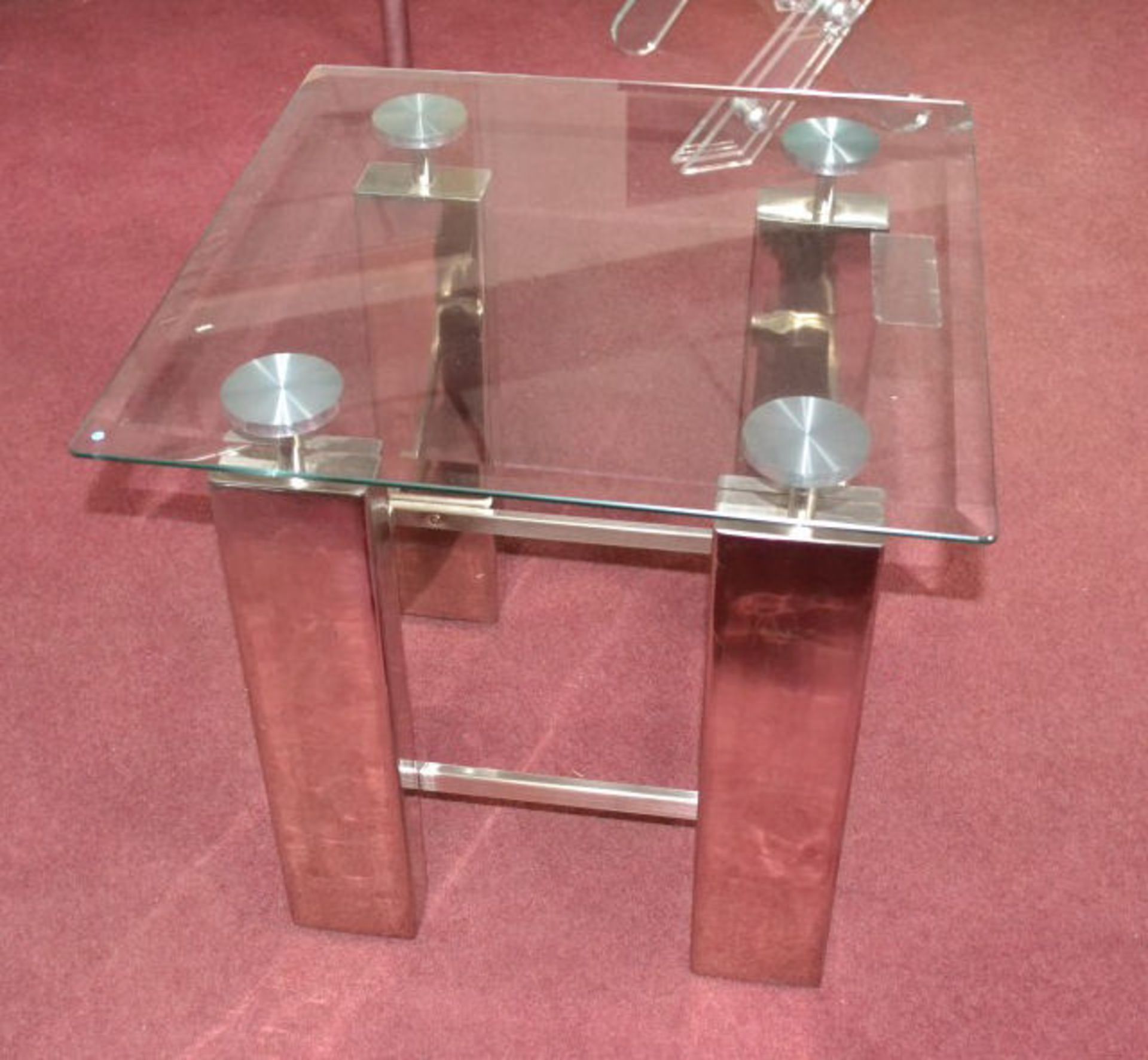 1 x Modern Square Glass Side Table with Chrome Legs - Image 5 of 5