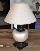 1 x Classically-Styled Black And Pearlescent Champagne Urn Table Lamp