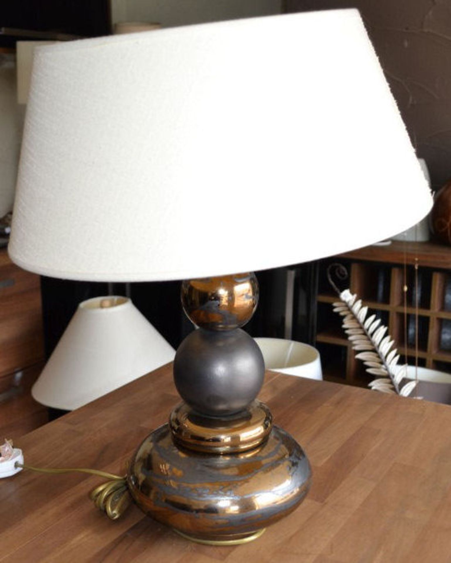 1 x Graduated Ball Bronze And Deep Grey Lamp with Cream Lampshade - Image 5 of 5
