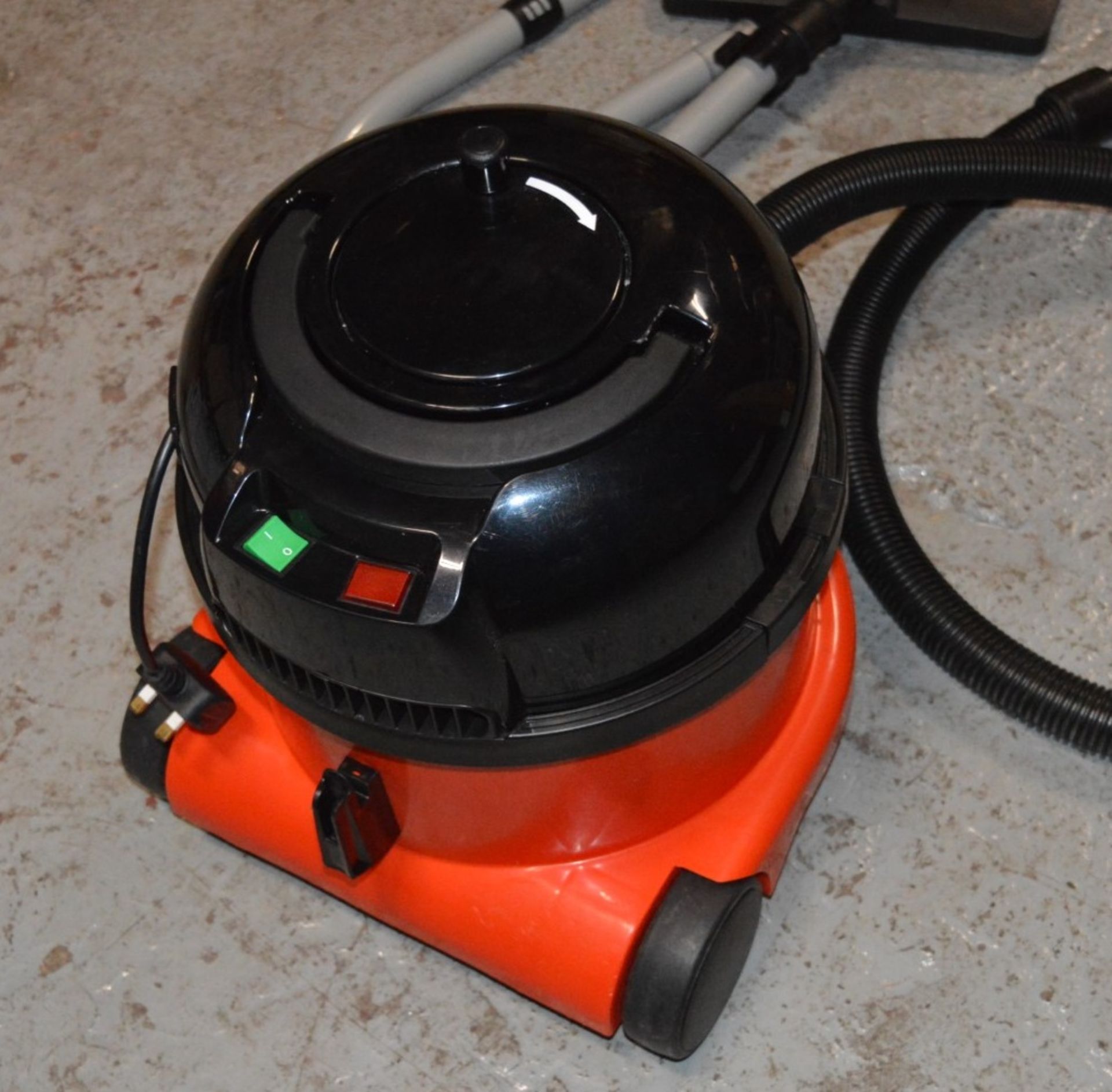 1 x Numatic NRV20021 620W Commercial Vacuum Cleaner - 9 Litre Capacity - CL010 - Good Working - Image 3 of 9