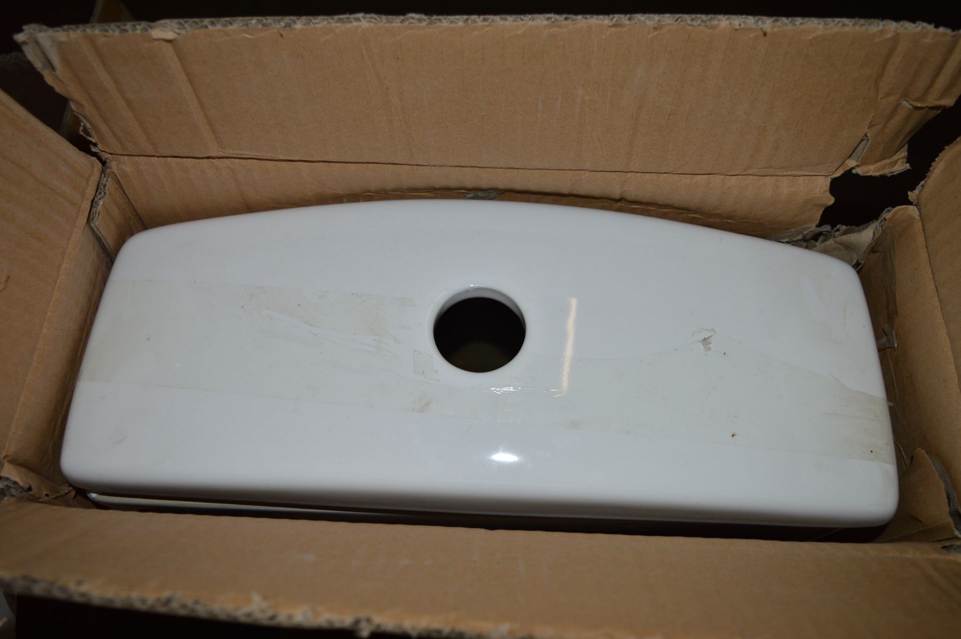 1 x Close Coupled WC Toilet Pan With Cistern and Cistern Fittings - Unused Stock - CL190 - Ref BR052 - Image 3 of 4