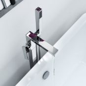 1 x Freestanding Square Bath Filler - Brass Freestanding Bath Filler With Contemporary Chrome Finish