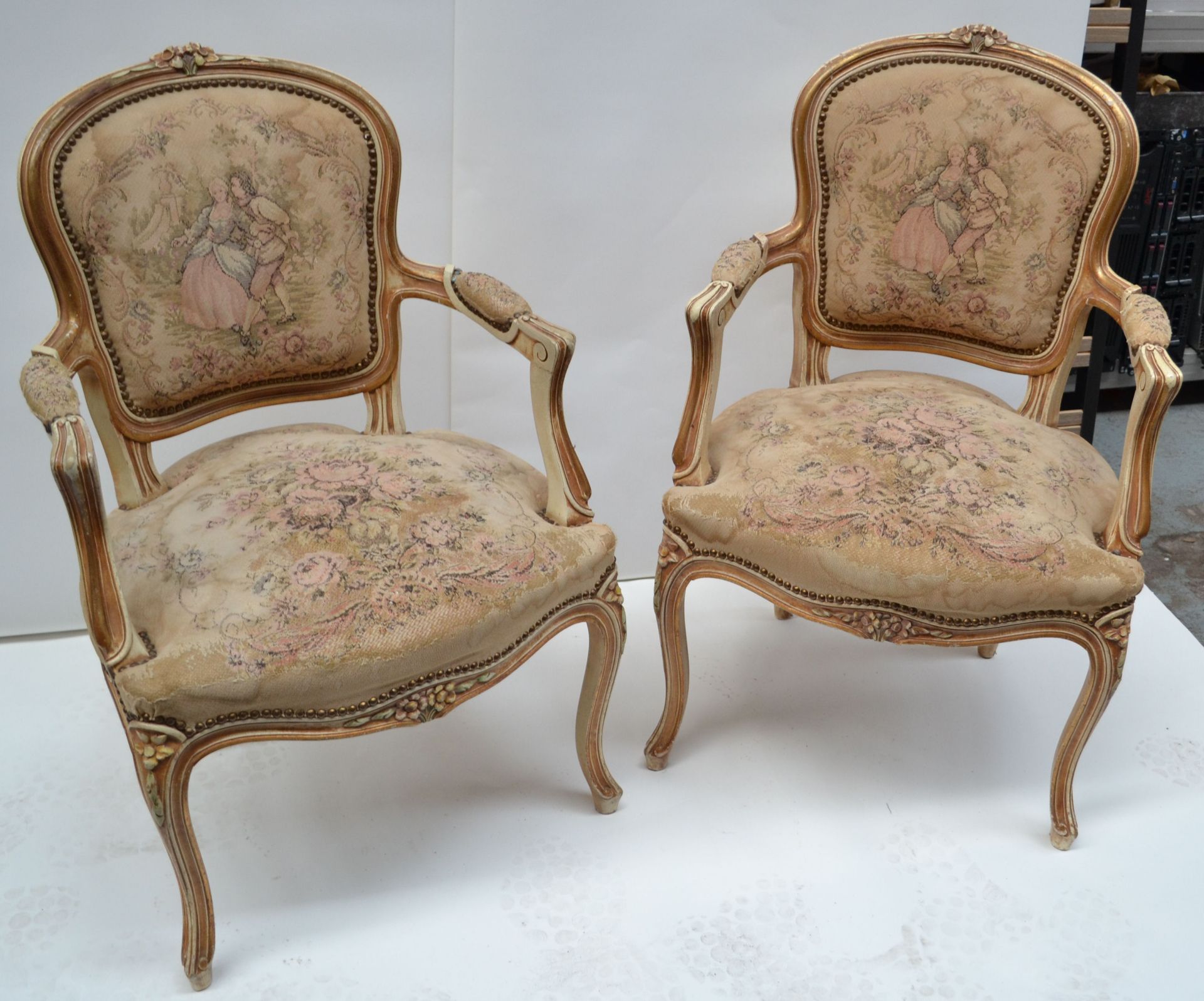 2 x Attractive Waring & Gillow Vintage Chairs - AE002 - CL007 - Location: Altrincham WA14 - NO VAT - Image 2 of 19