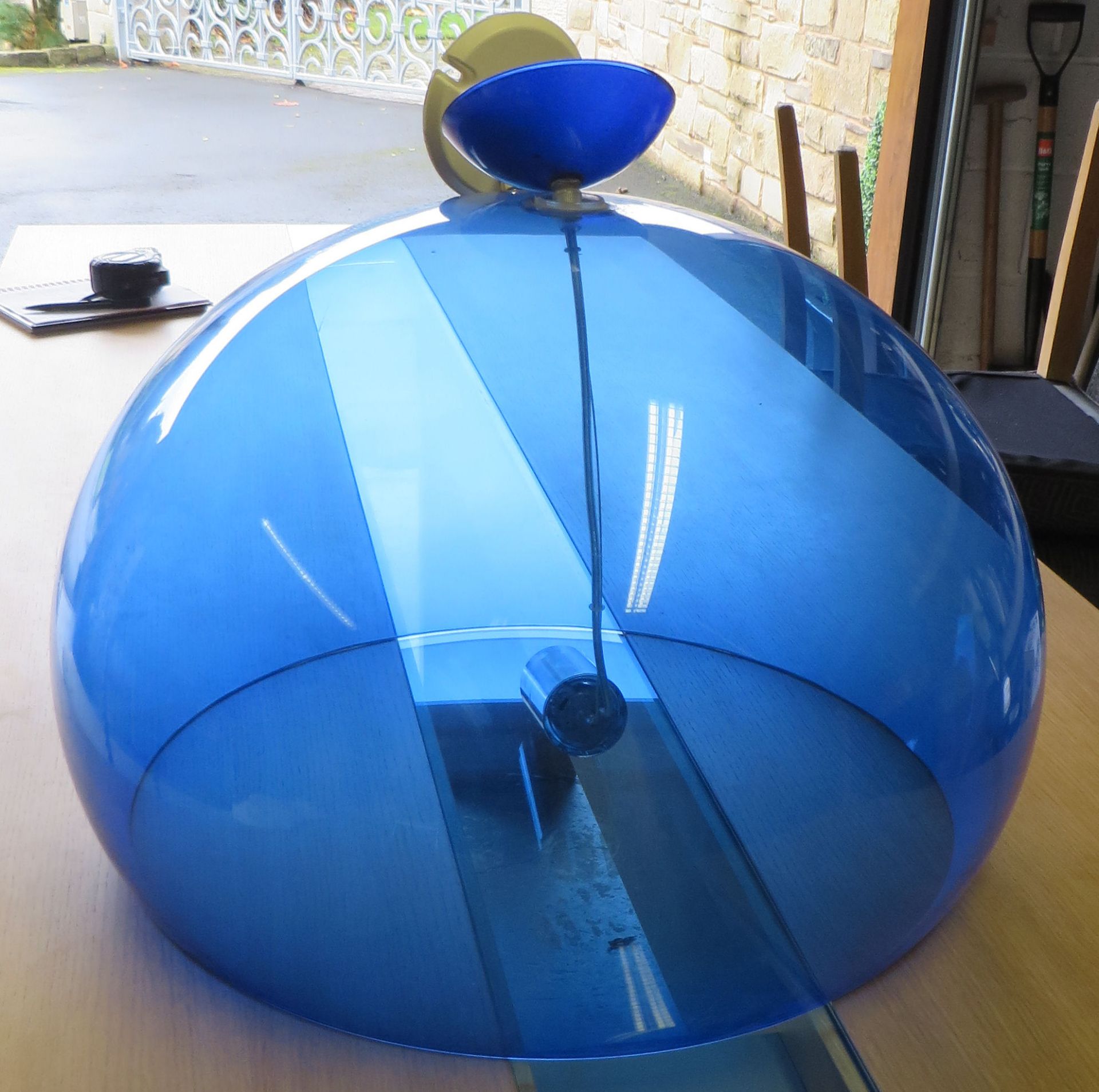 1 x Kartell Fly Contemporary Blue Perspex Pendant Light - 52cm Diameter x 33cm Height - CL175 - - Image 2 of 3