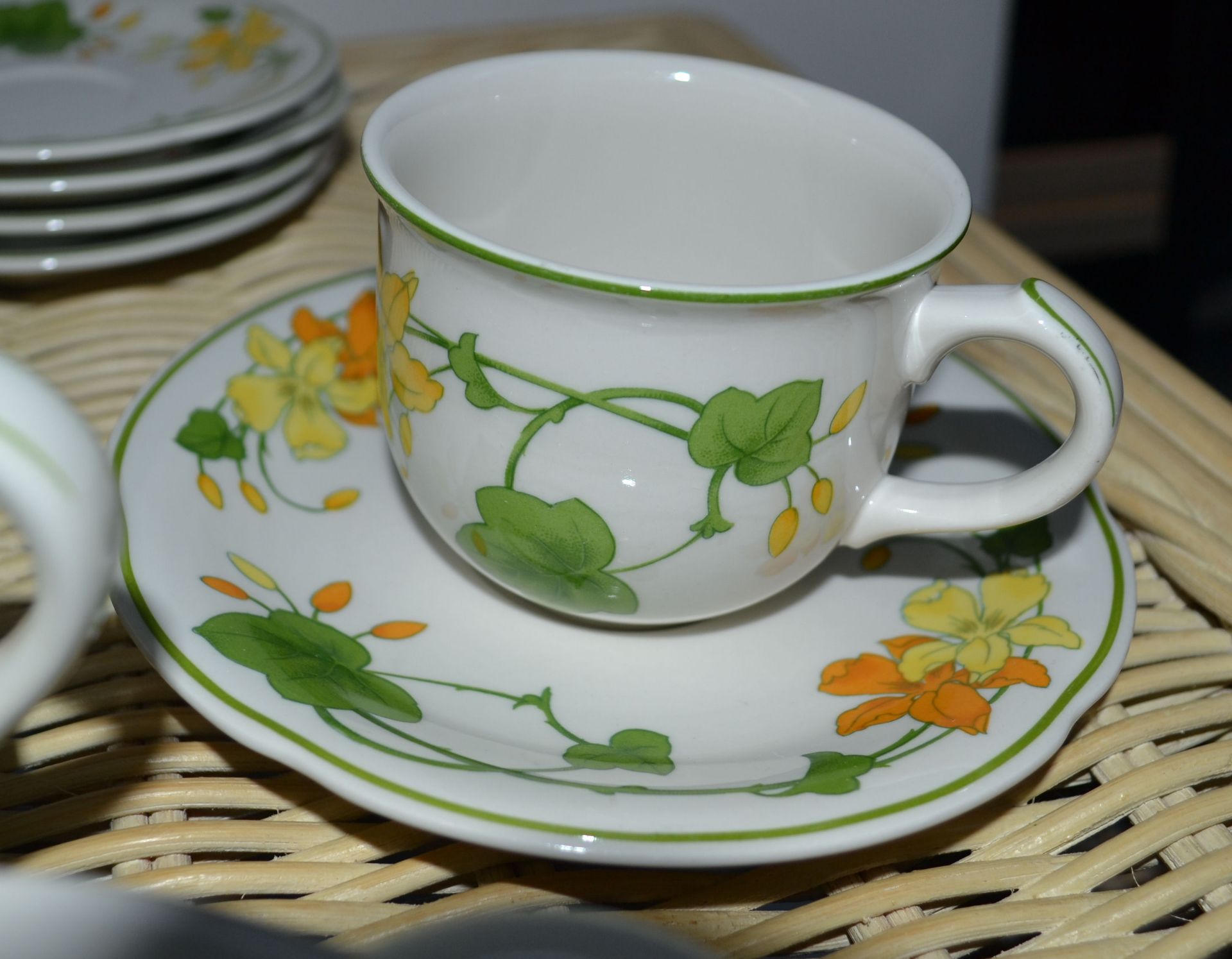 Villeroy & Boch Geranium Tea Service - 42 Pieces - AE013 - CL007 - Location: Altrincham WA14 NO VAT - Image 6 of 20