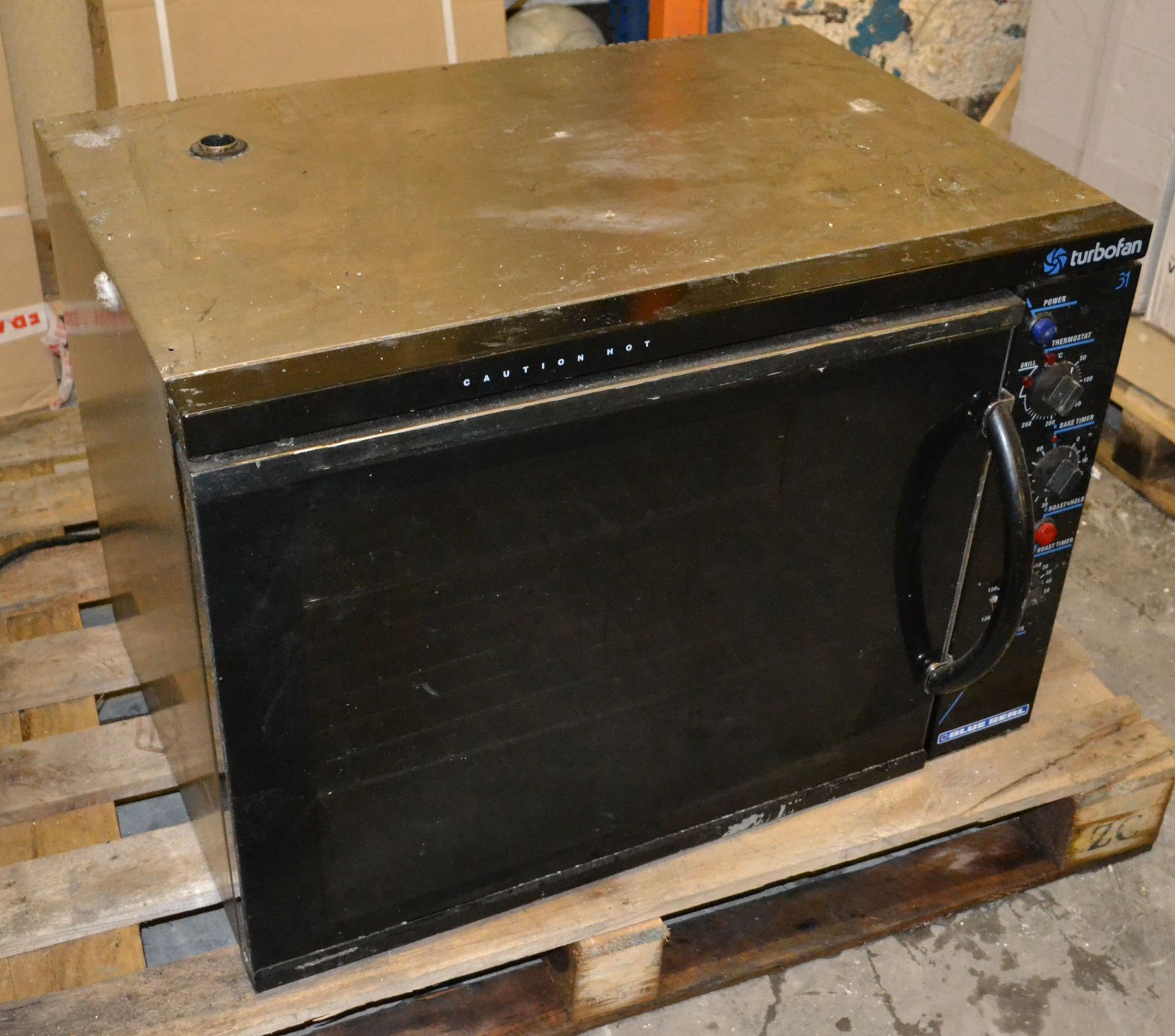 1 x Blue Seal E31 Turbofan Convection Oven - Ref: FJC012 - CL124 - Location: Bolton BL1 - Used