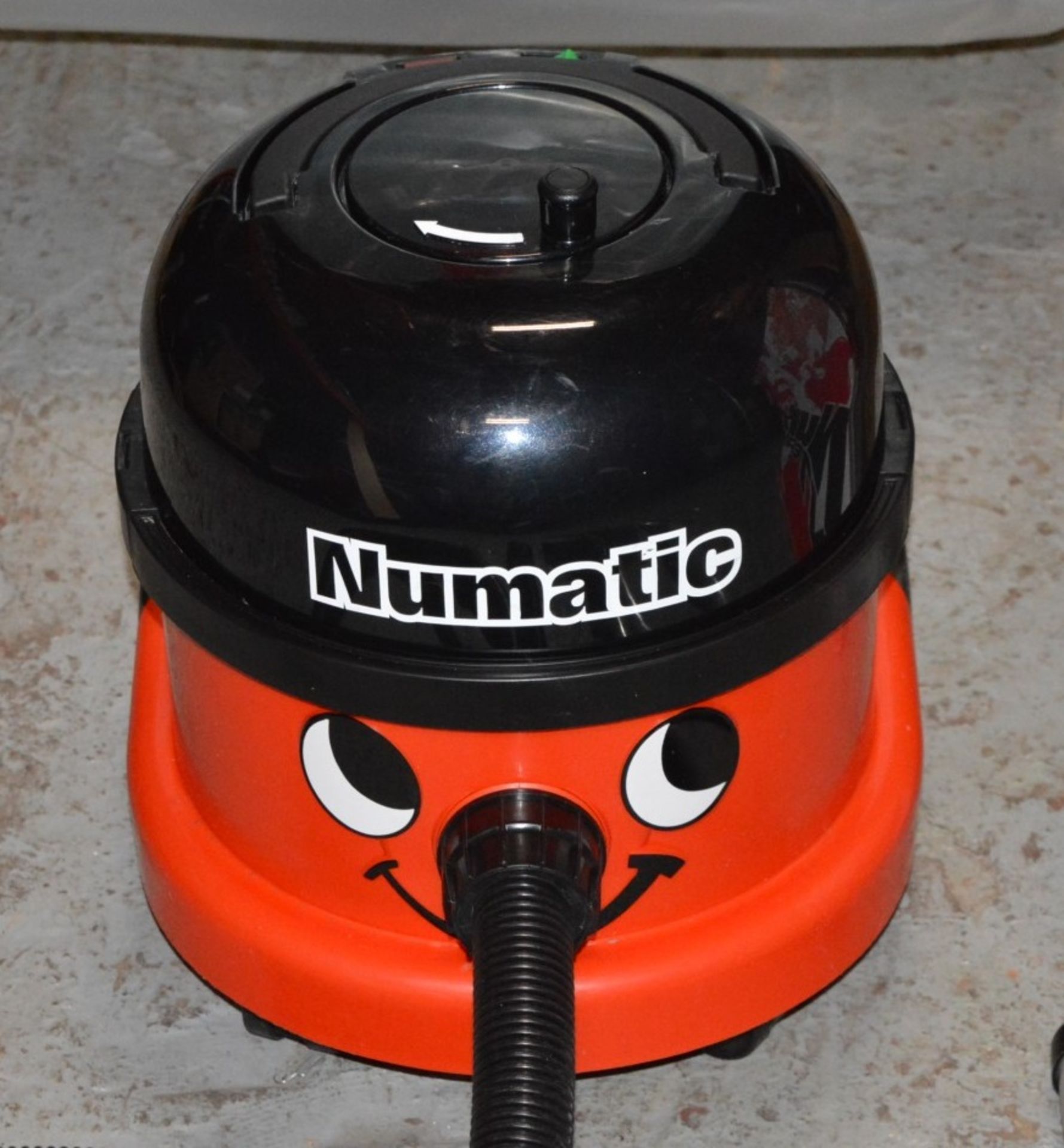 1 x Numatic NRV20021 620W Commercial Vacuum Cleaner - 9 Litre Capacity - CL010 - Good Working - Image 8 of 9