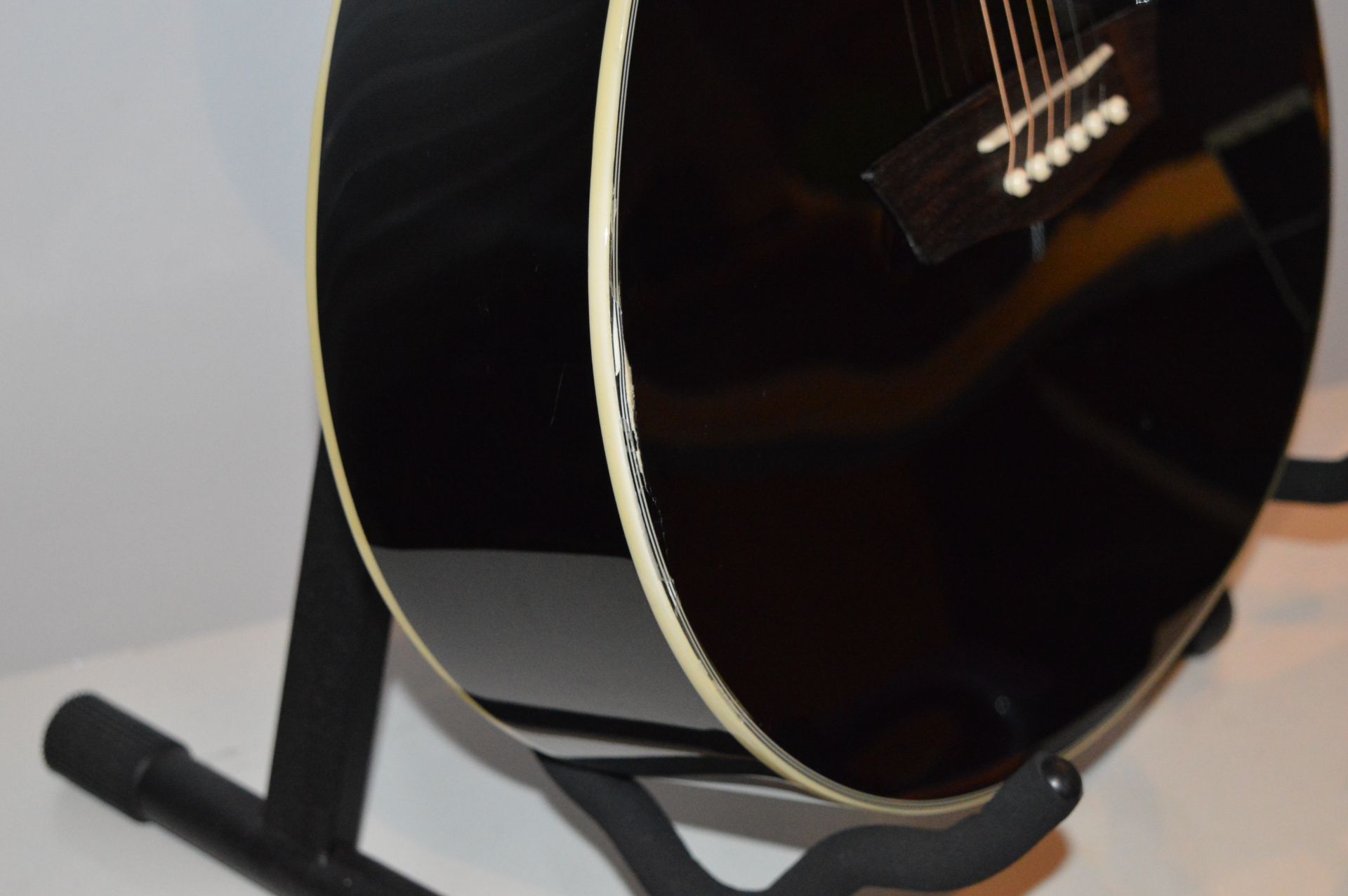 1 x Washburn EA12/B Mini Jumbo Electro Acoustic Guitar - Festival Series - Mahogany Neck With - Image 3 of 15