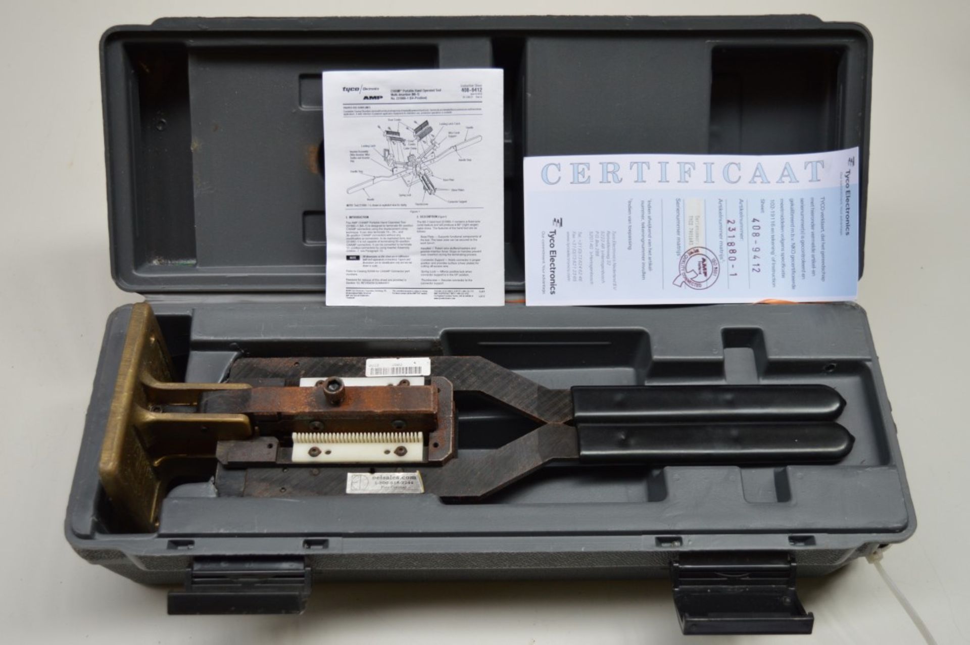 1 x Amp Tyco Champ MI-1 Butterfly Installation Tool - With Case, Instructions and Certificate - - Image 3 of 16