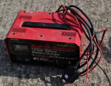 1 x STREET WIZE  Heavy Duty 12 Volt 10 Amp Automotive Charger  - Model: SWMBC10A - Preowned - Ref: