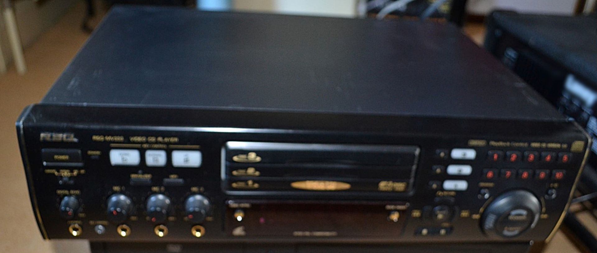 1 x RSQ MV-333 TRIPLE TRAY CD/CDG/VCD Karaoke Player - Preowned In Good Condition - Ref: KHF232 / - Image 2 of 2