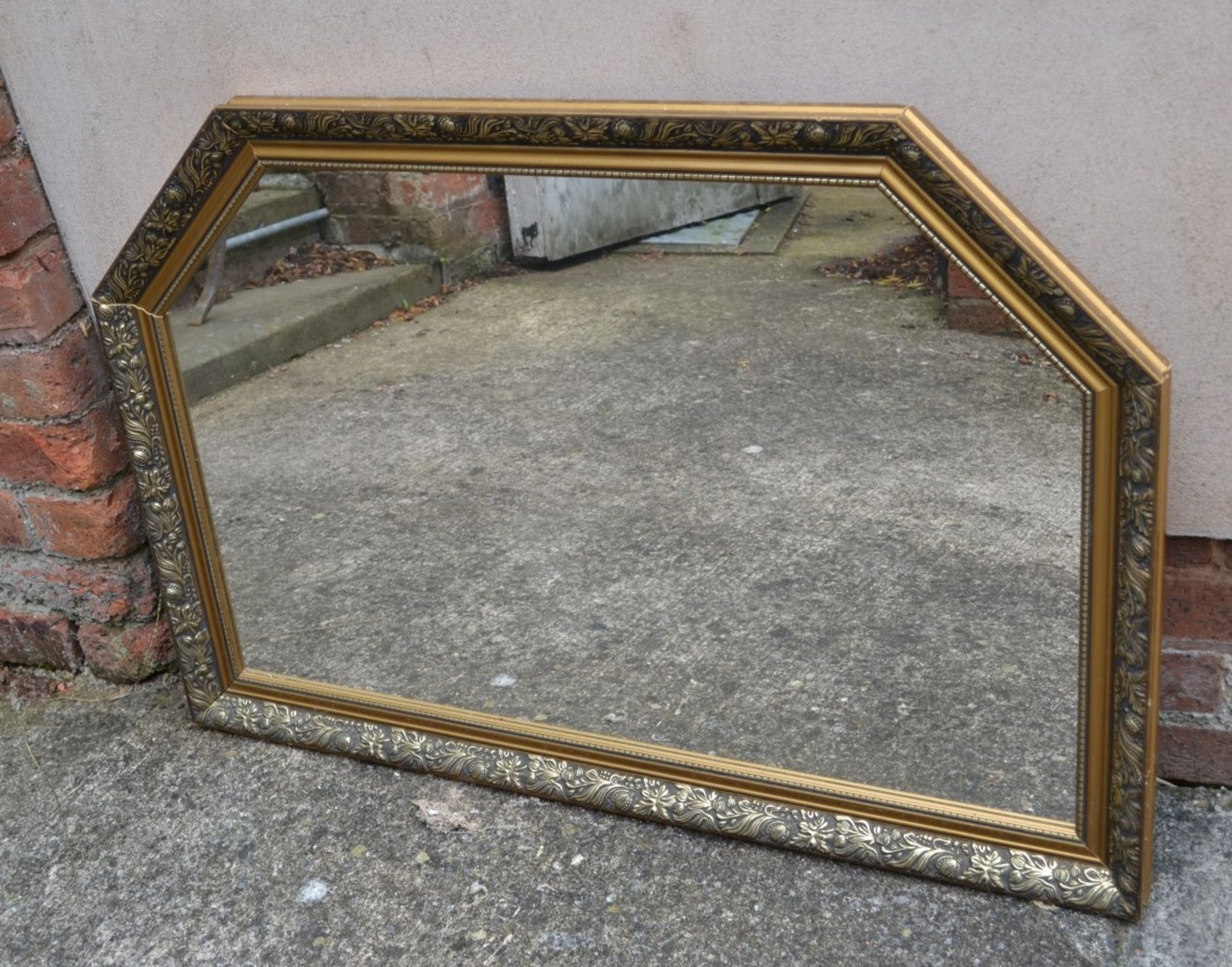 1 x Large Framed Mirror - Dimensions: 97 x 68cm - Ref: KH205 / SHD - CL168 - Location: Flintshire