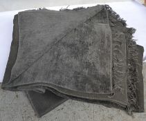 1 x BOTTEGA VENETA Rug - Dark Grey/Green - Dimensions: 380x280cm - Ref: 3754300 **MORE PICTURES TO