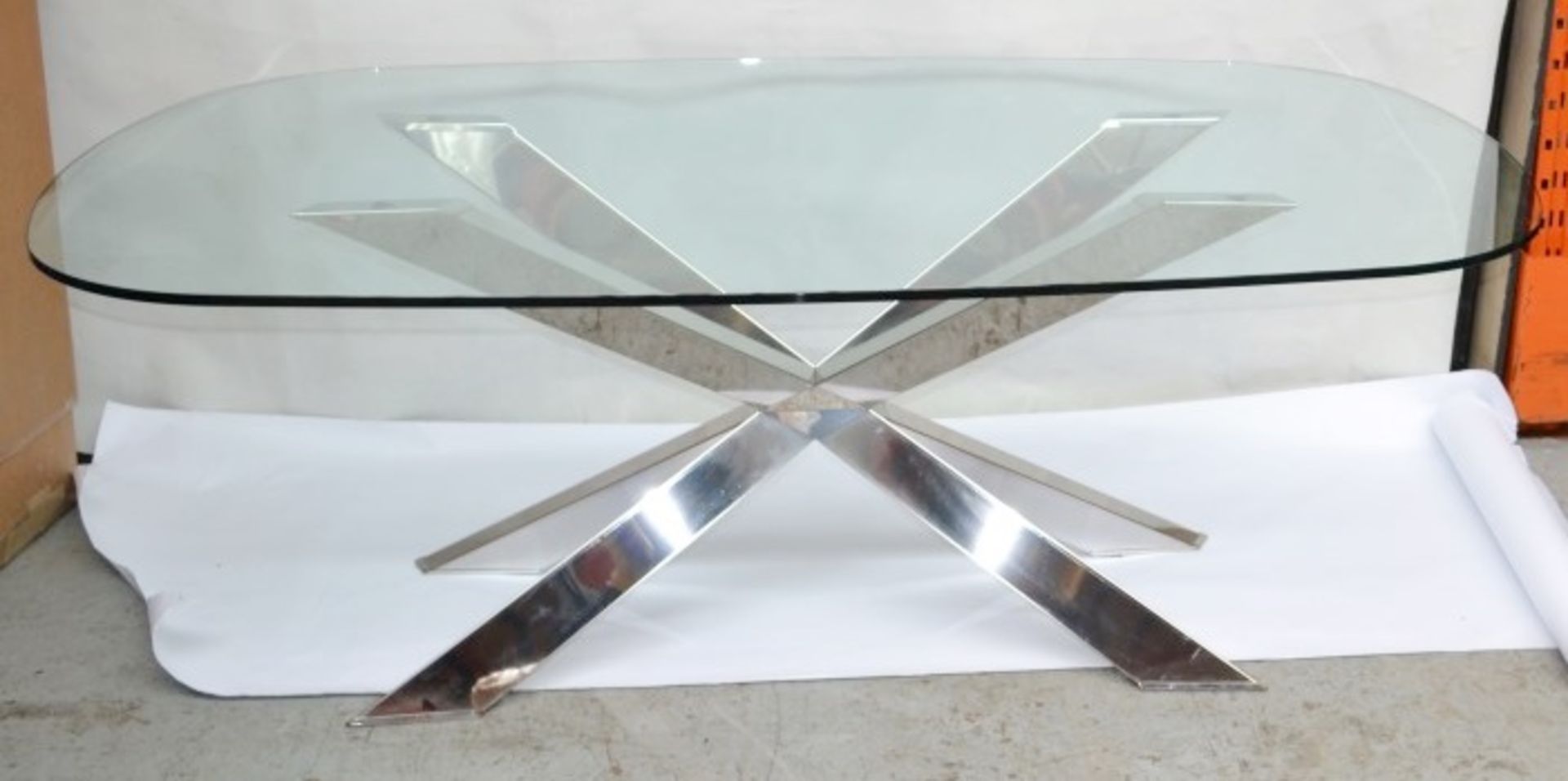 1 x CATTELAN "Spyder" Glass Topped Table - Stunning Piece In Great Condition - Dimensions: - Image 2 of 6